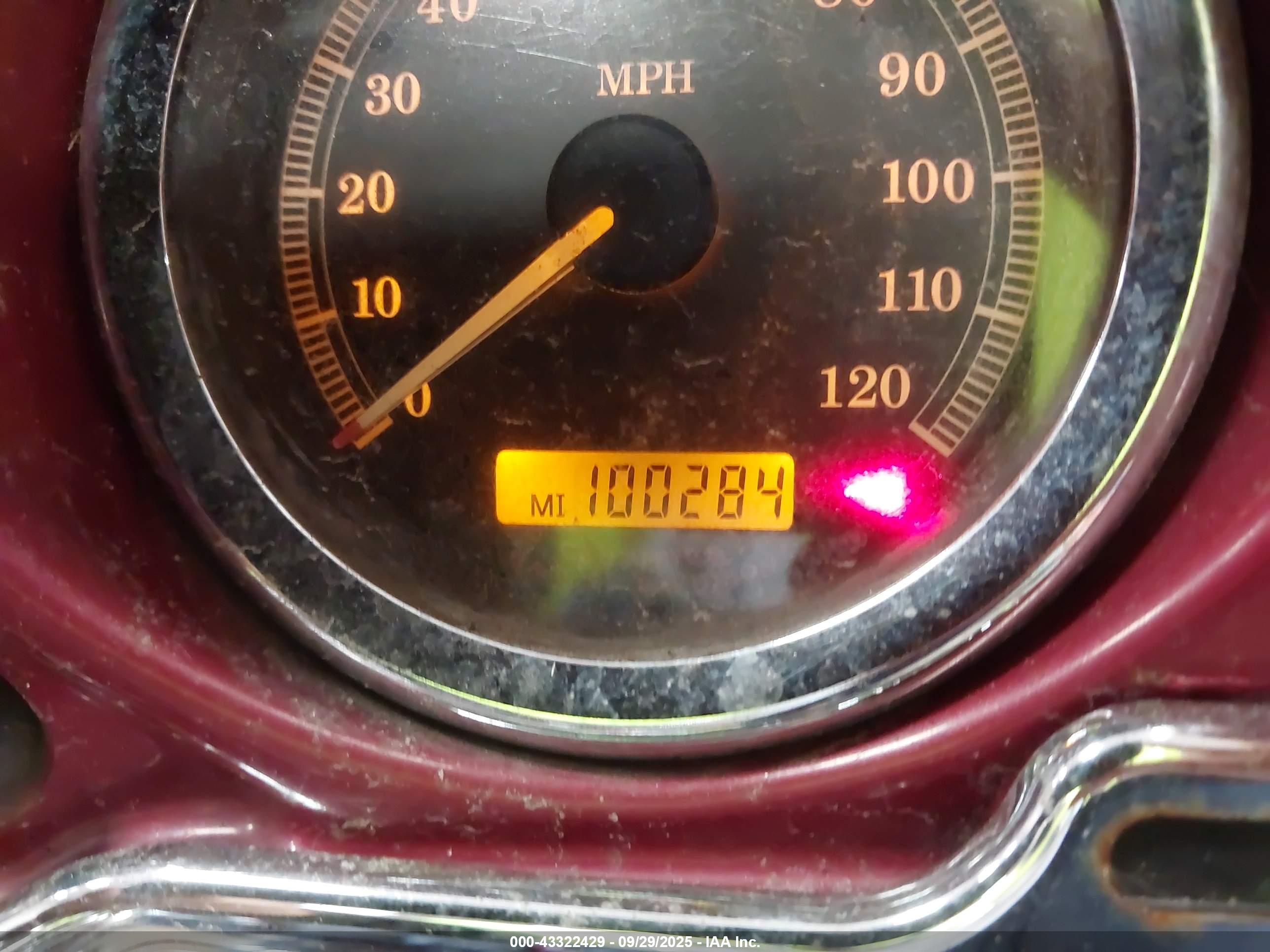 HARLEY-DAVIDSON FLHTCUI image 7