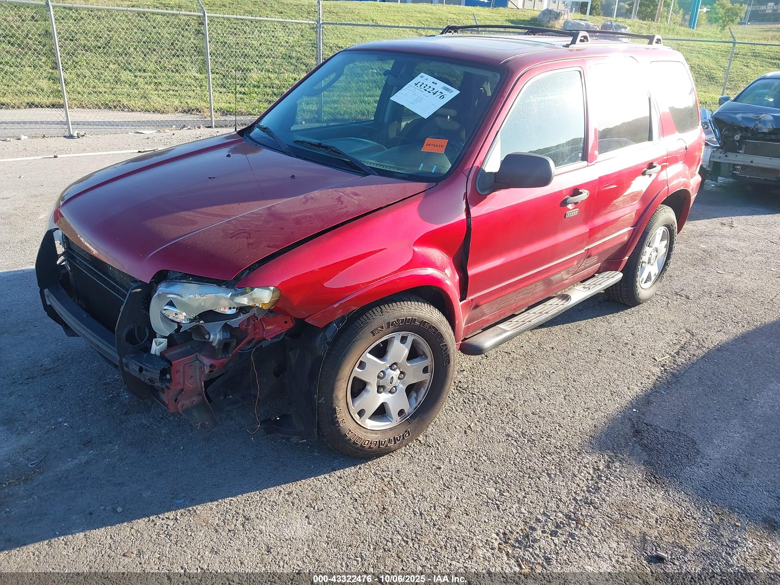 FORD ESCAPE image 2