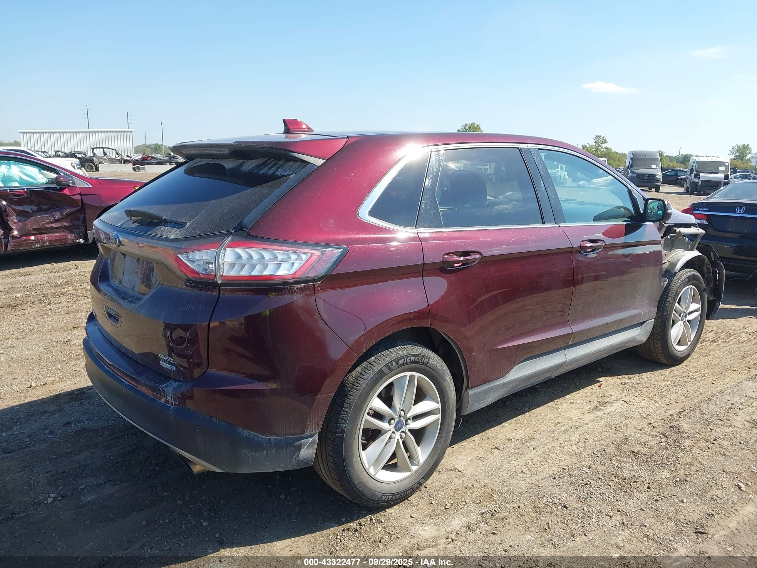 FORD EDGE image 4