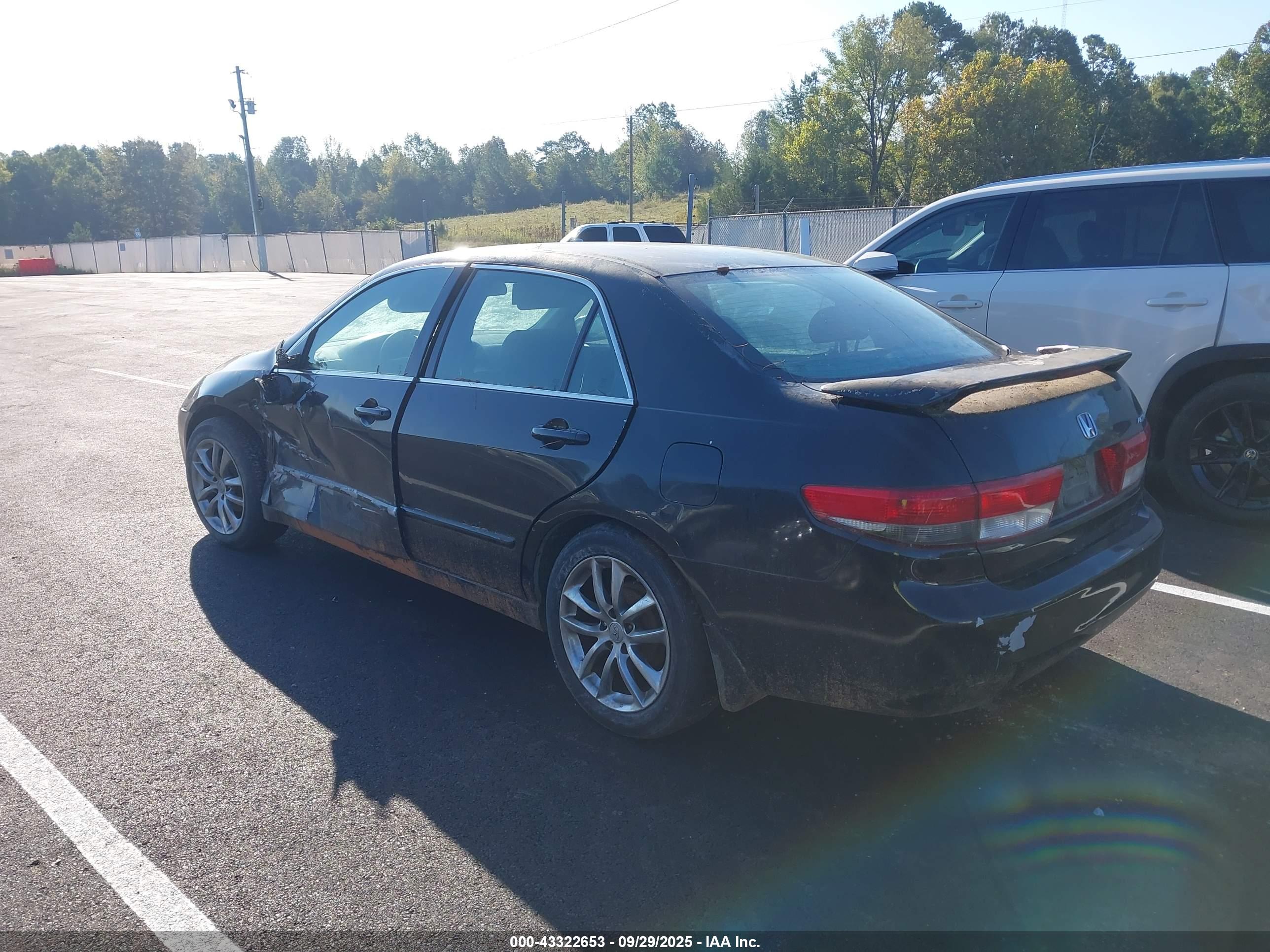 HONDA ACCORD image 3