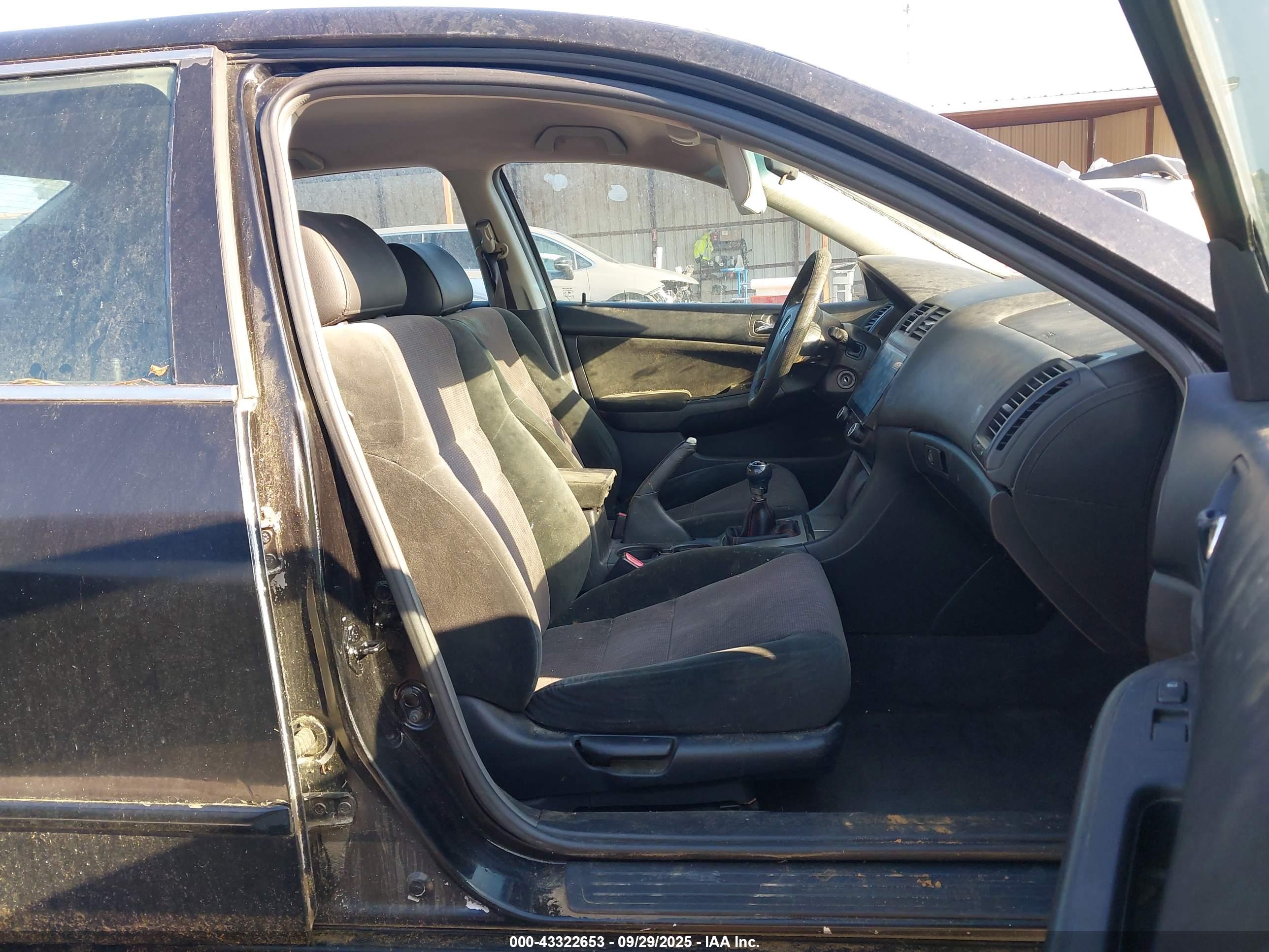 HONDA ACCORD image 5