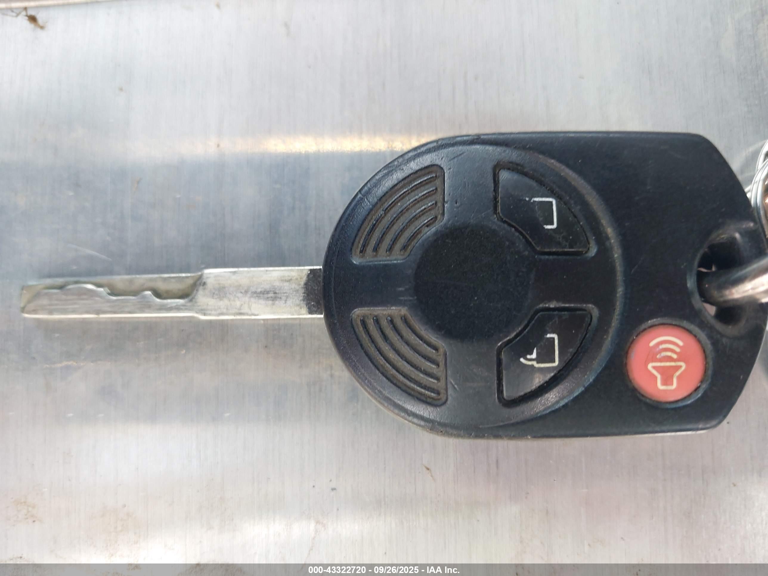 FORD ESCAPE image 11