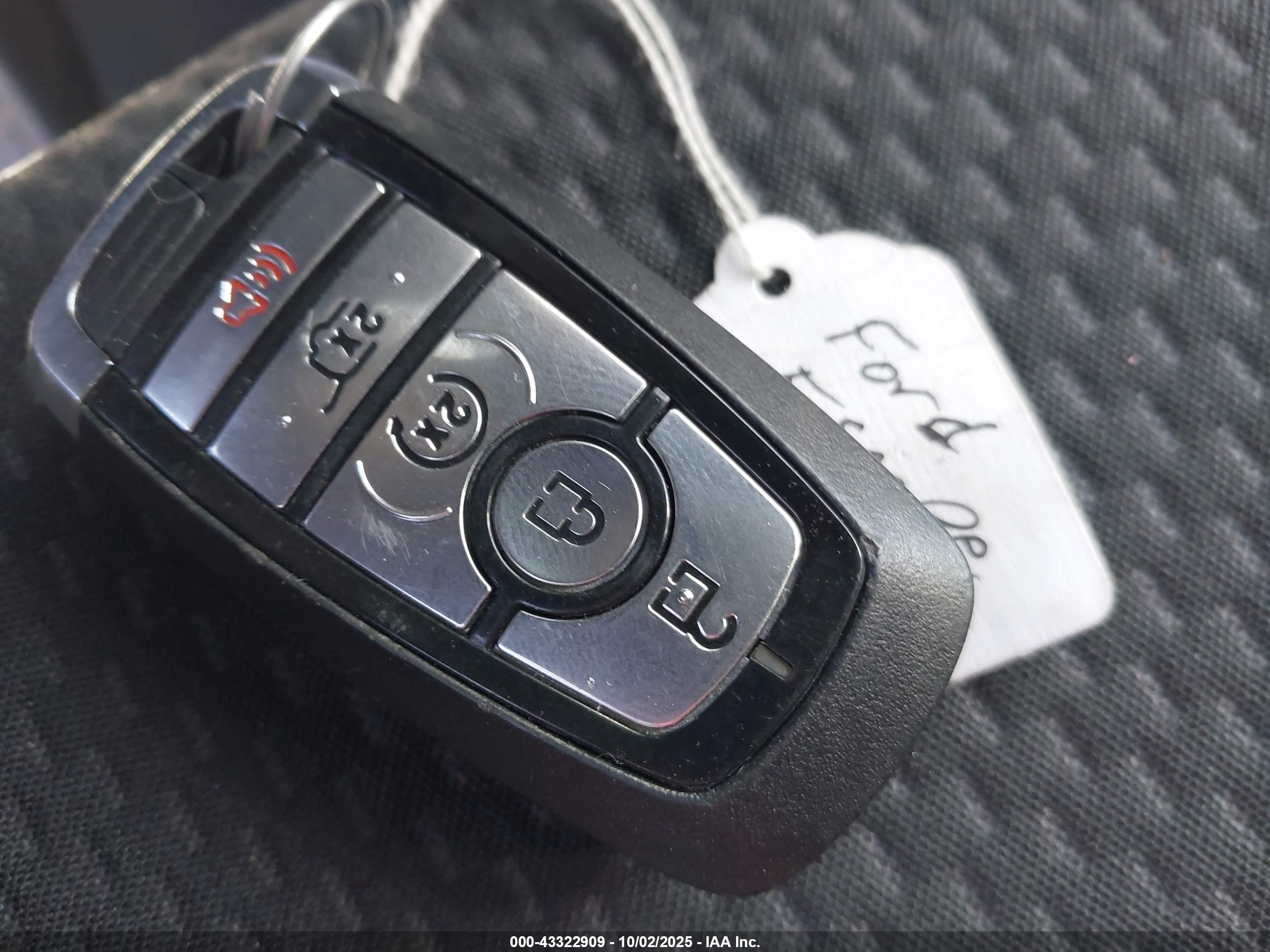 FORD ESCAPE image 11