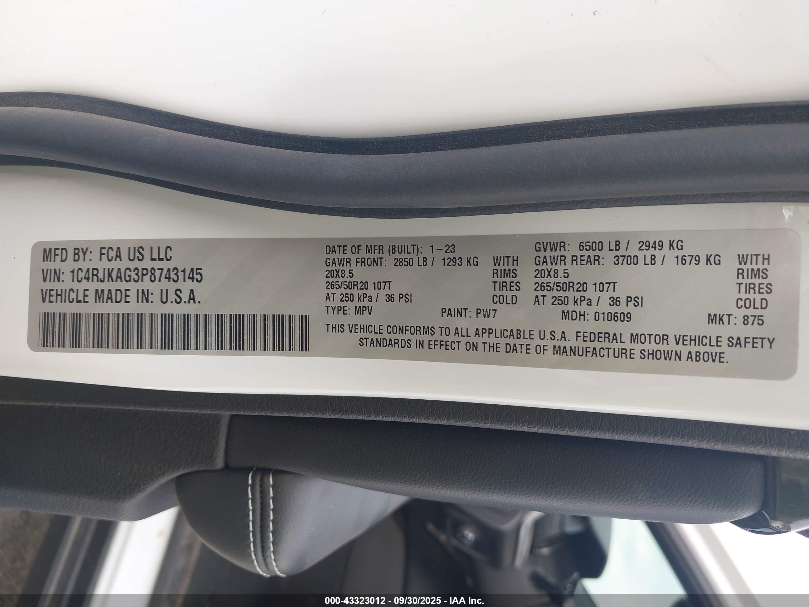 JEEP GRAND image 9