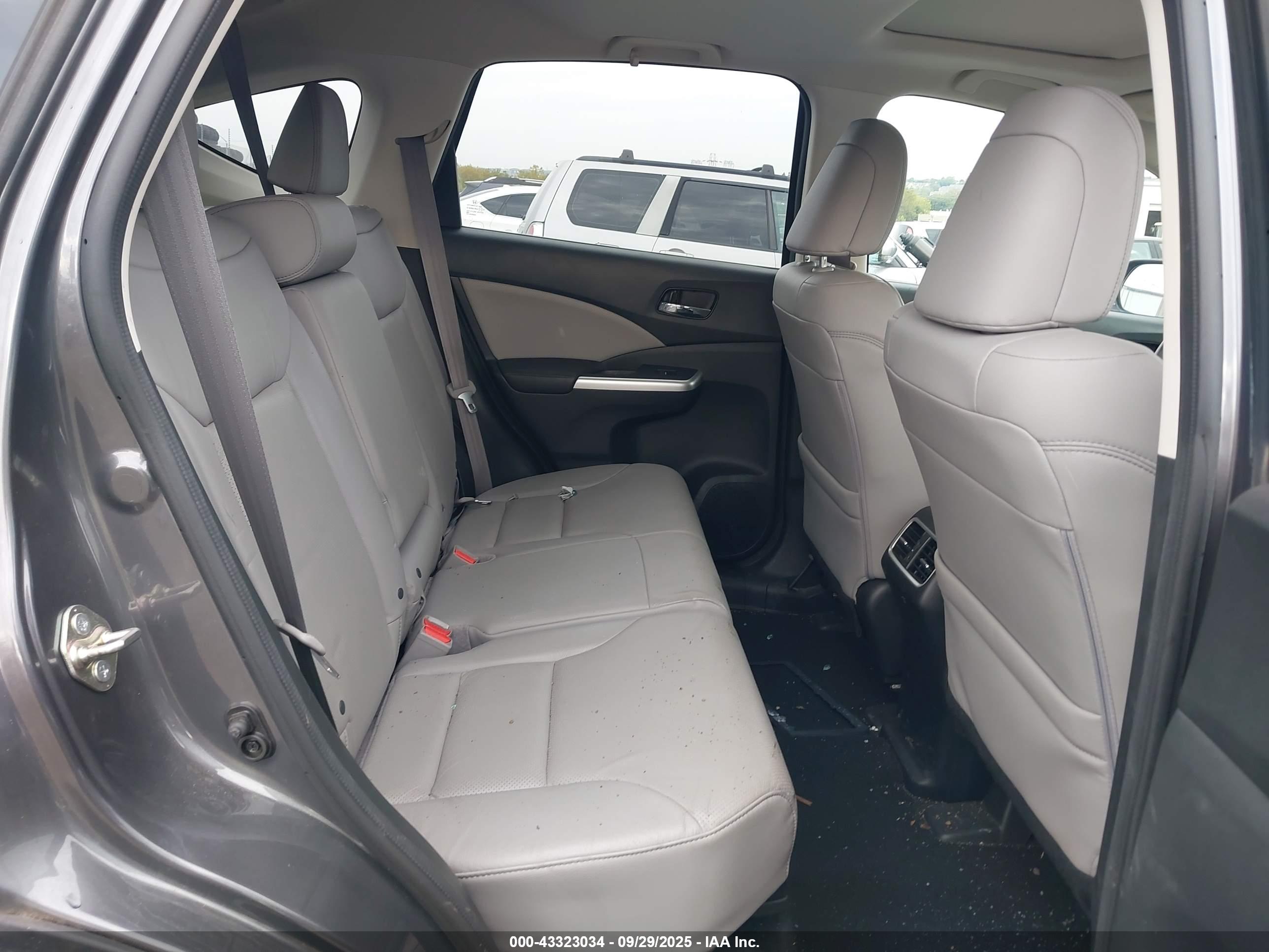HONDA CR-V image 8