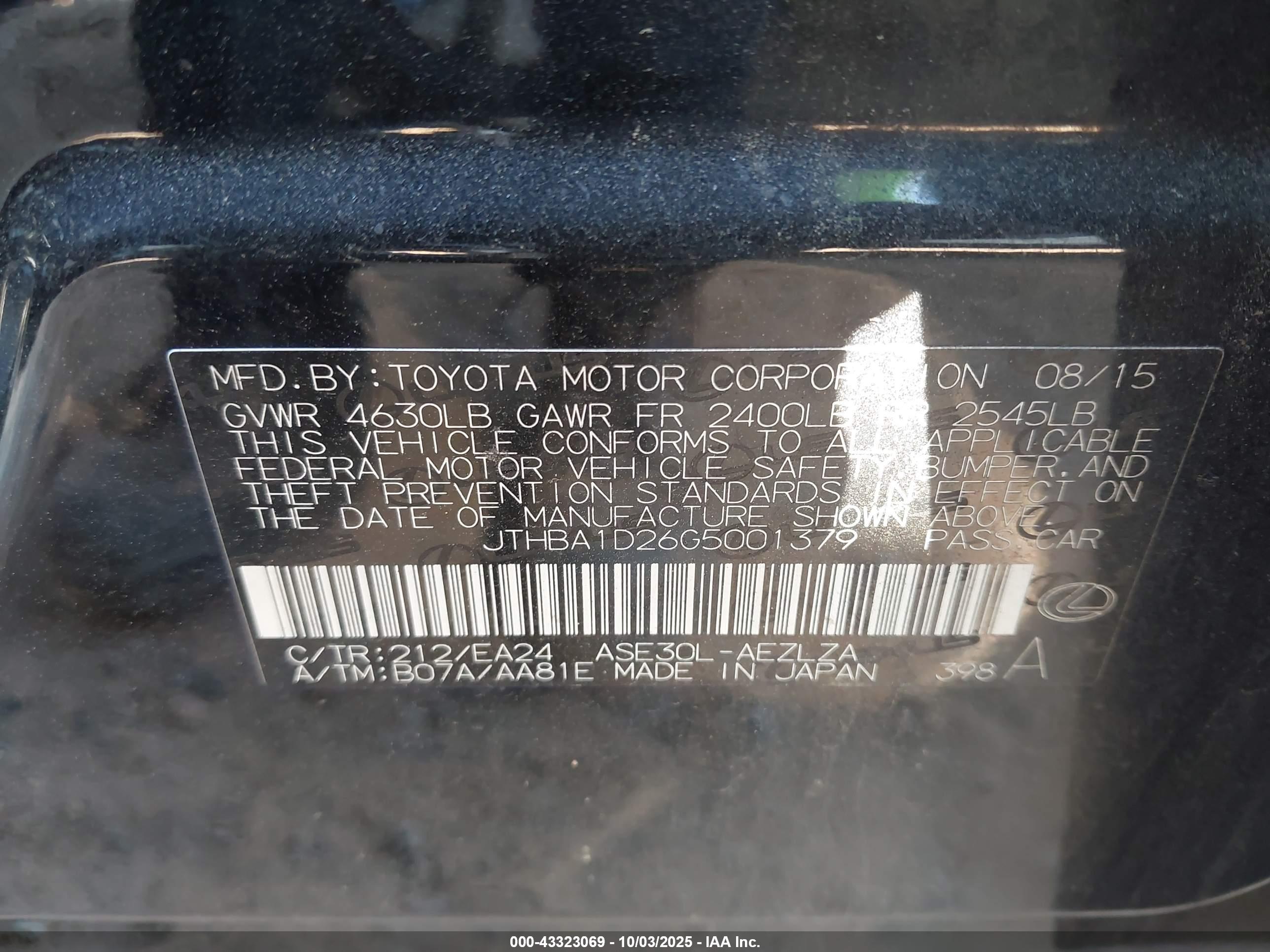 LEXUS IS image 9