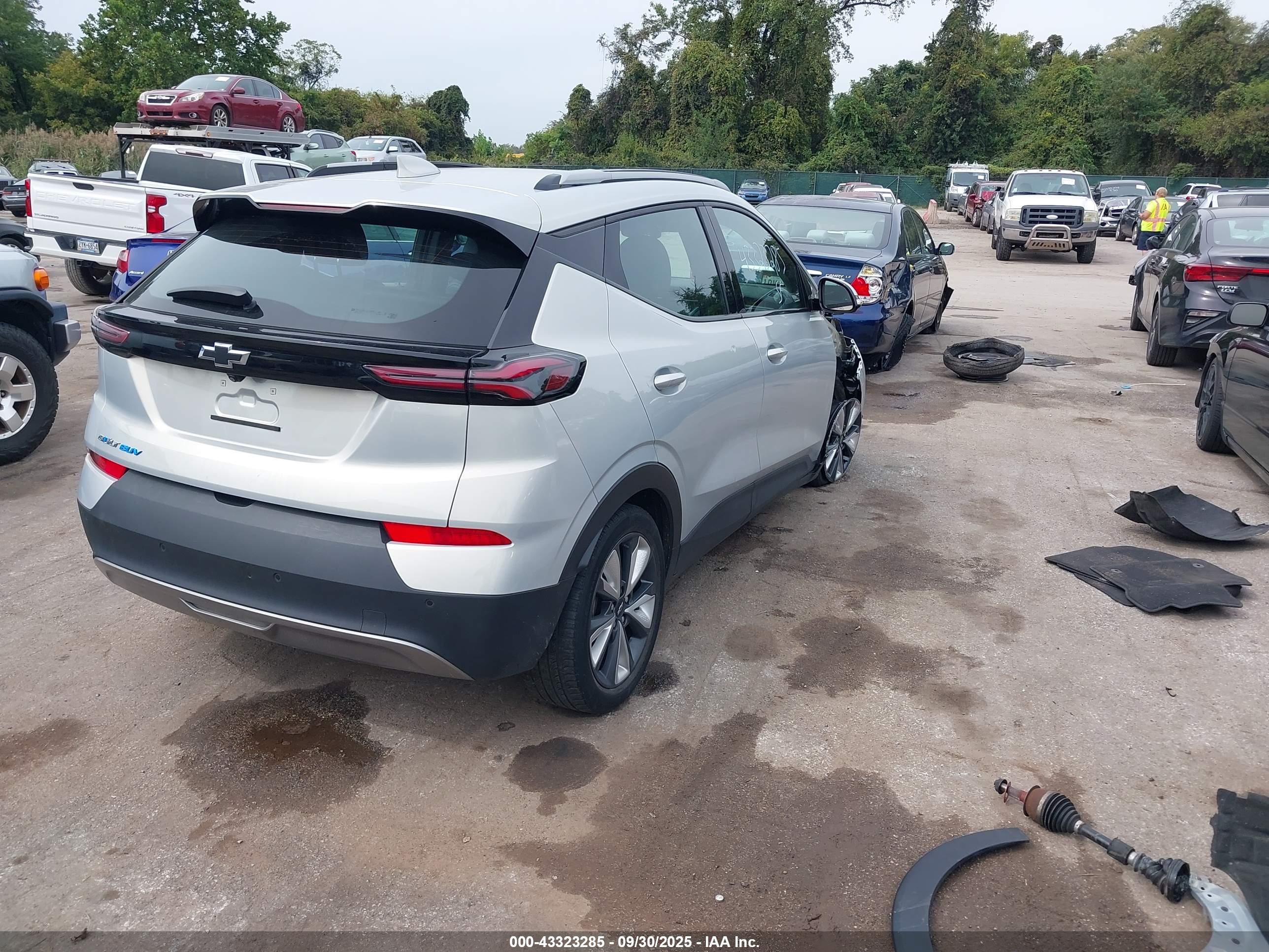 CHEVROLET BOLT image 4