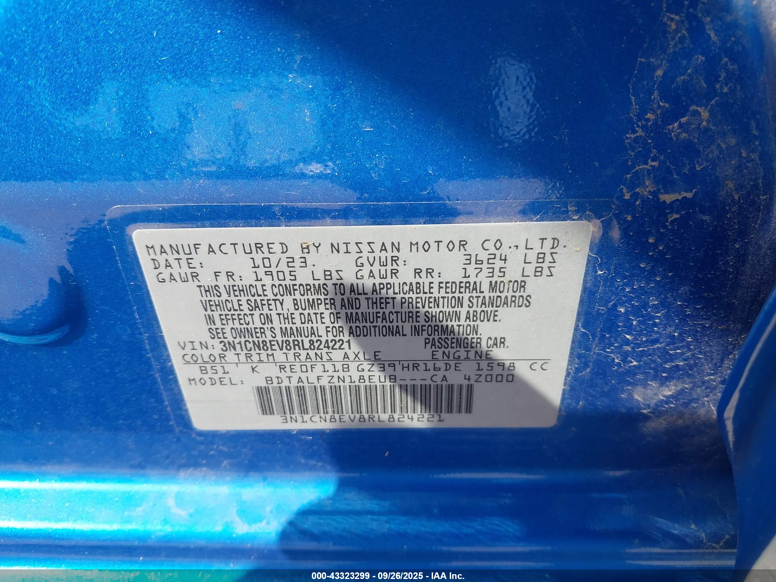 NISSAN VERSA image 9