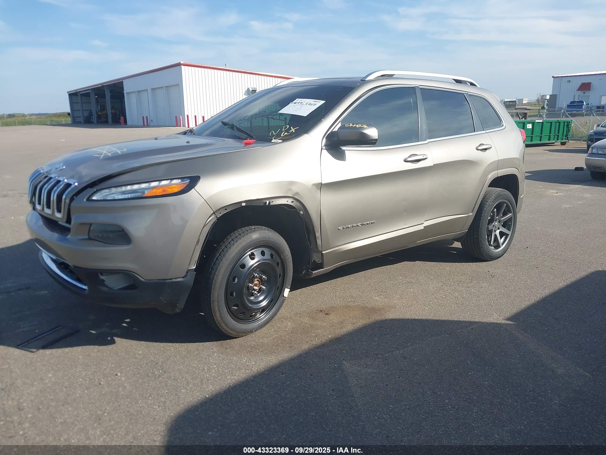 JEEP CHEROKEE image 2