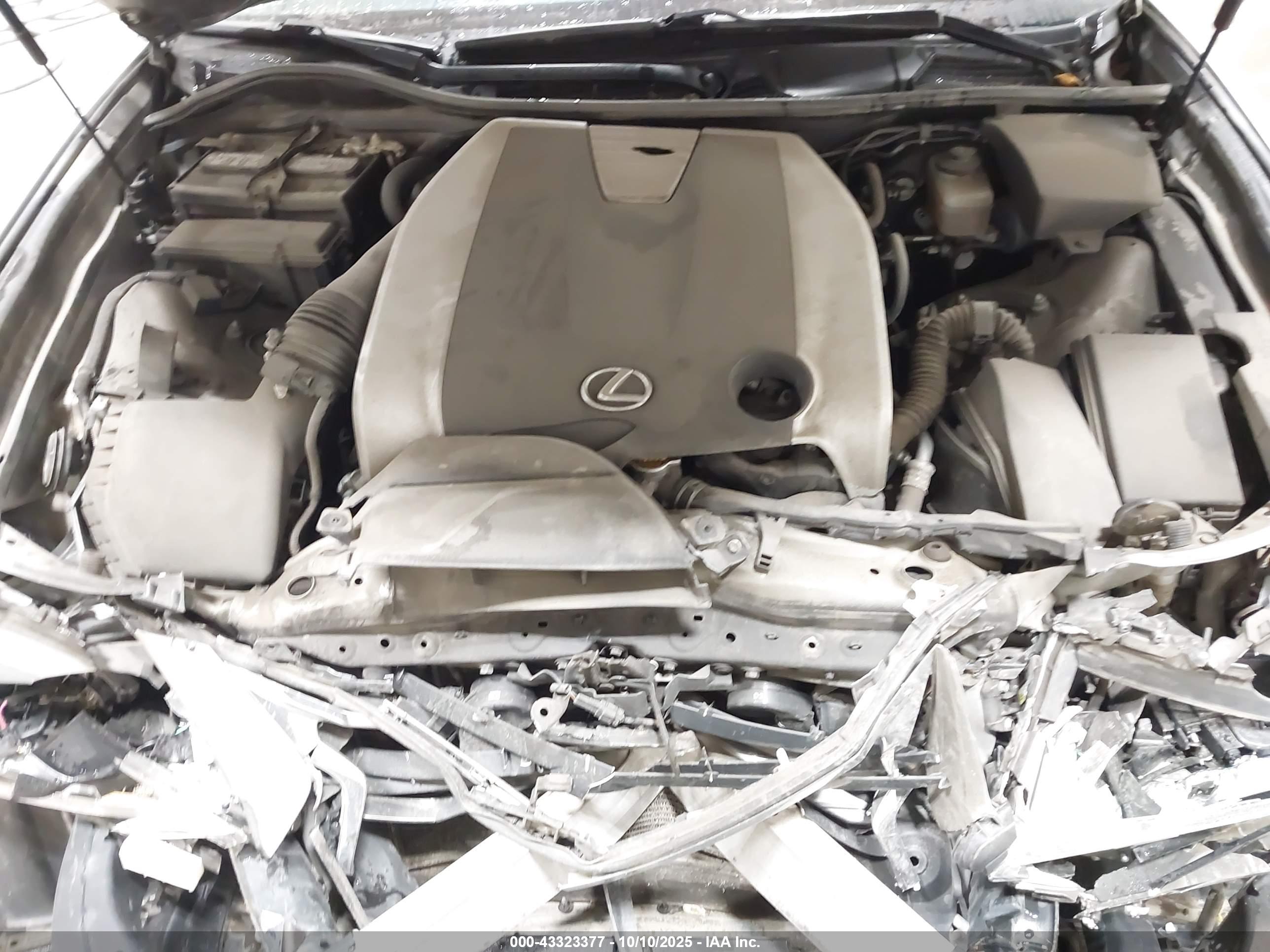 LEXUS GS image 10