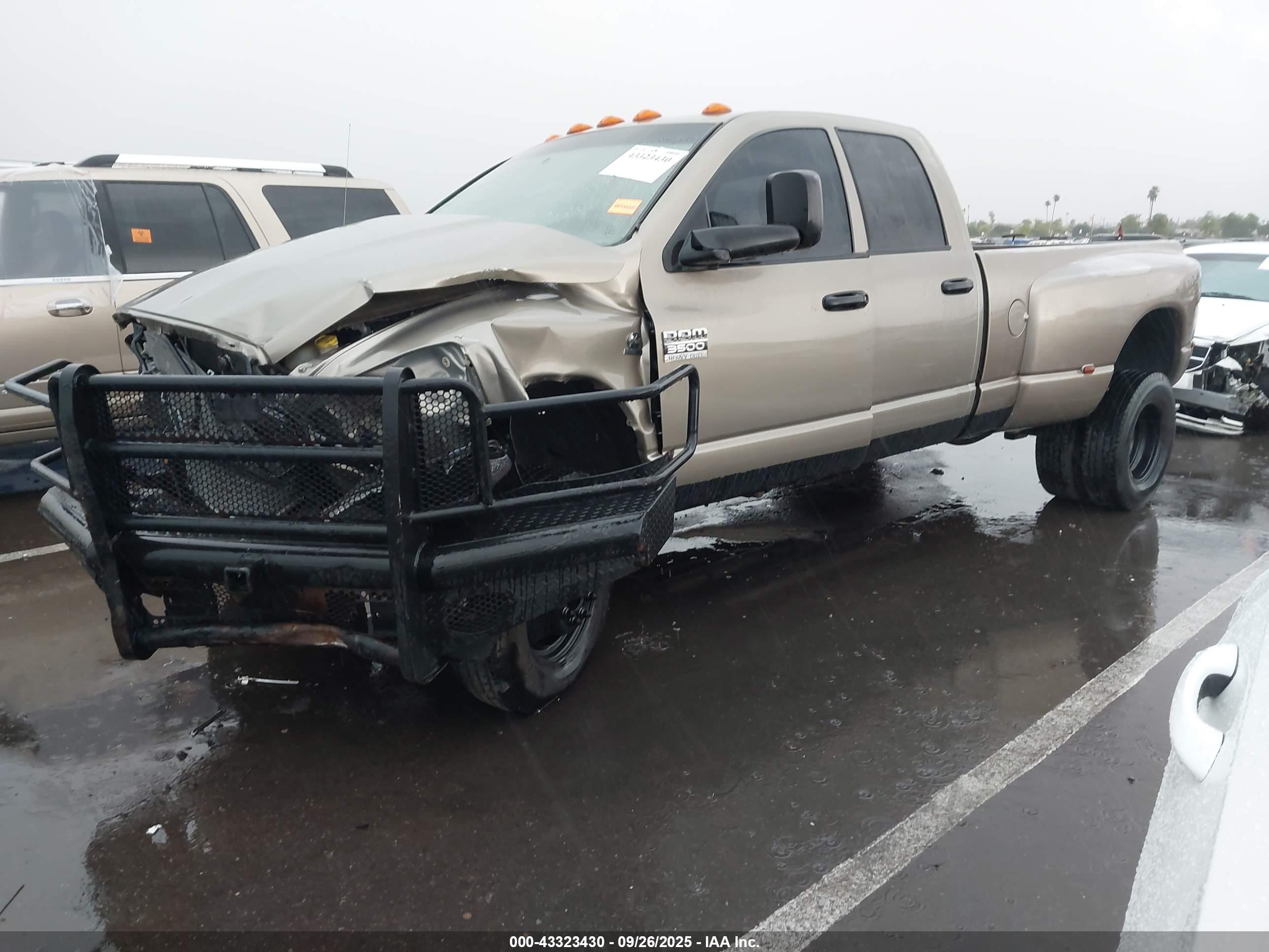 DODGE RAM image 2