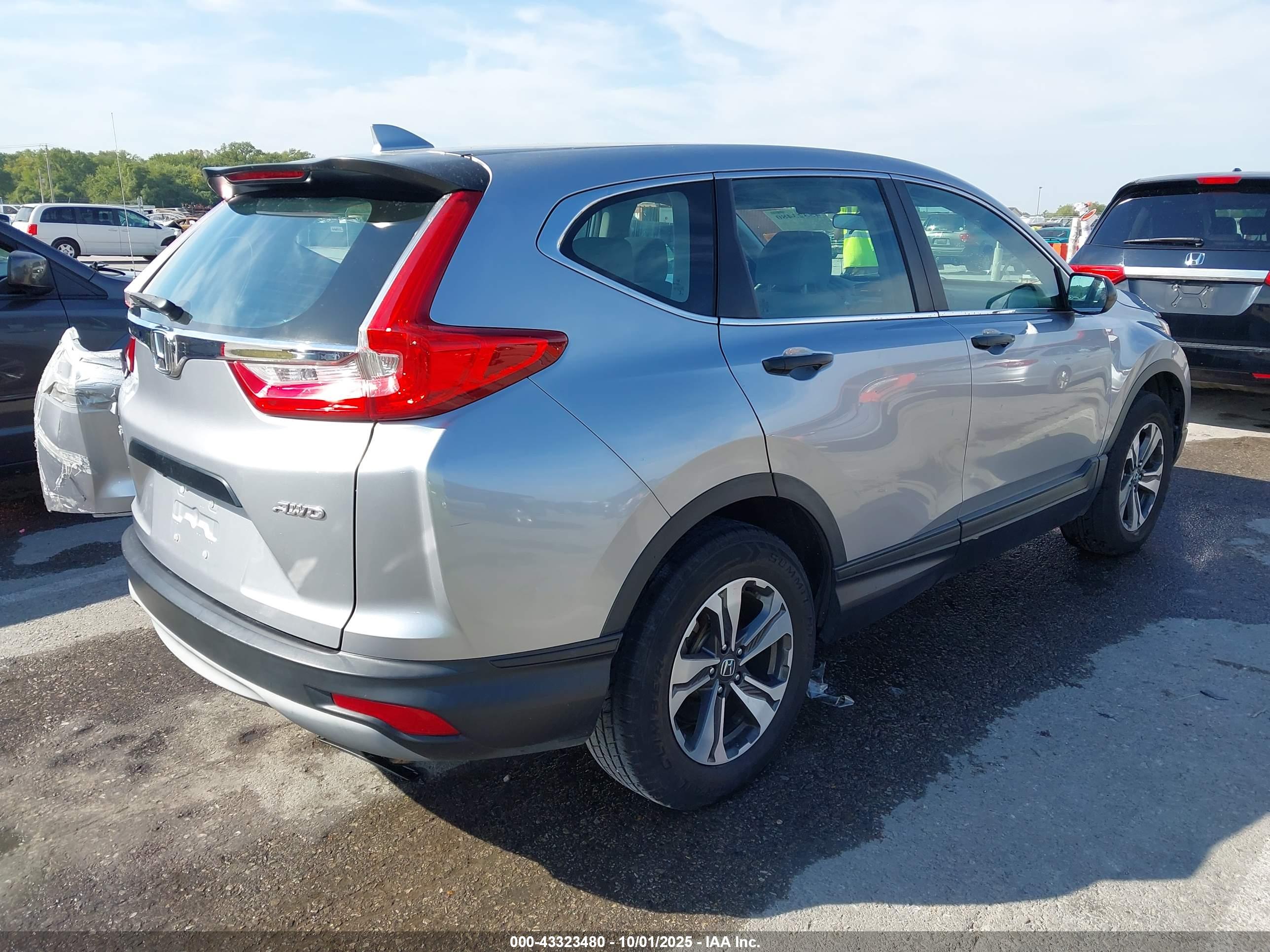 HONDA CR-V image 4