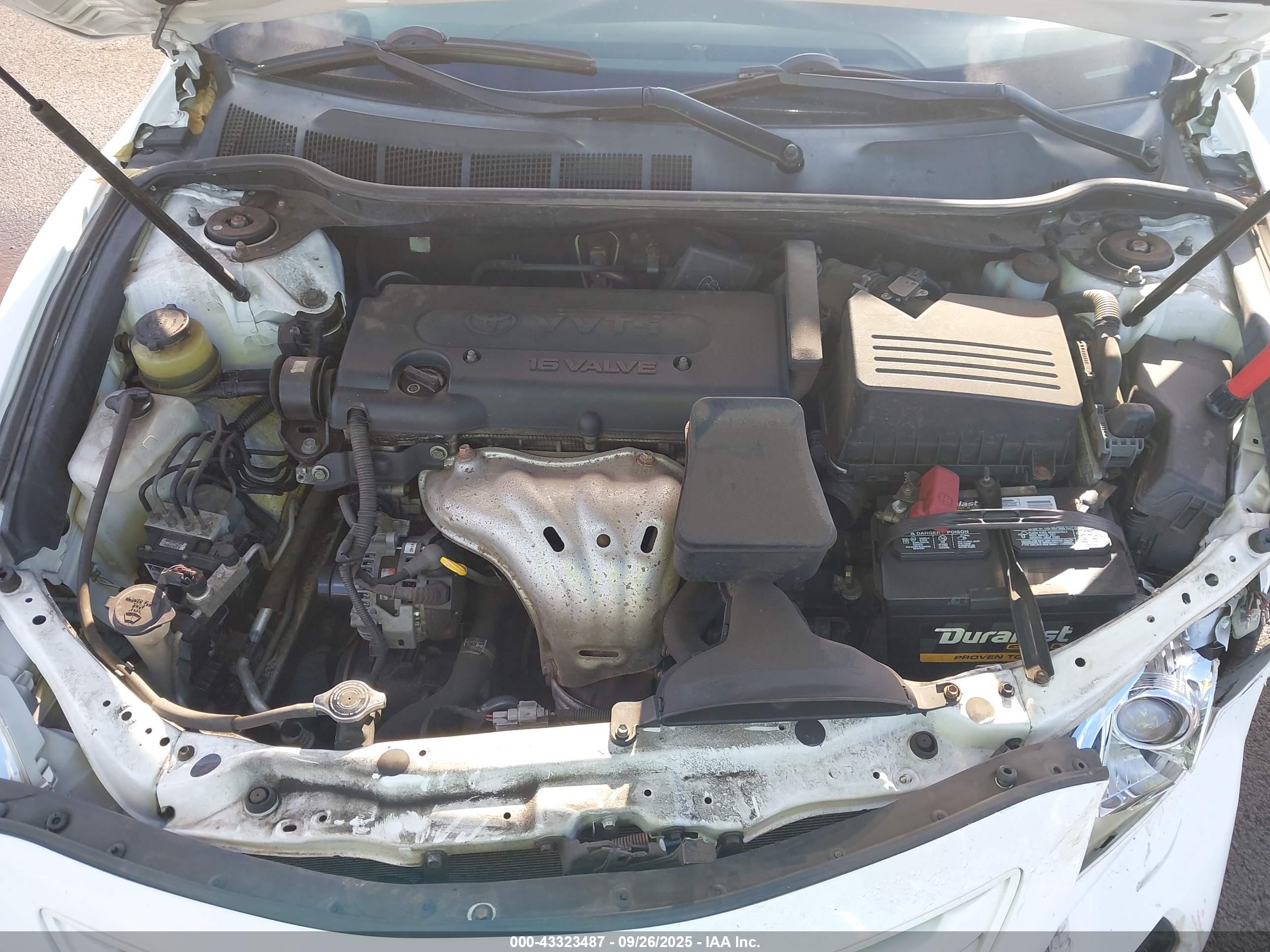 TOYOTA CAMRY image 10