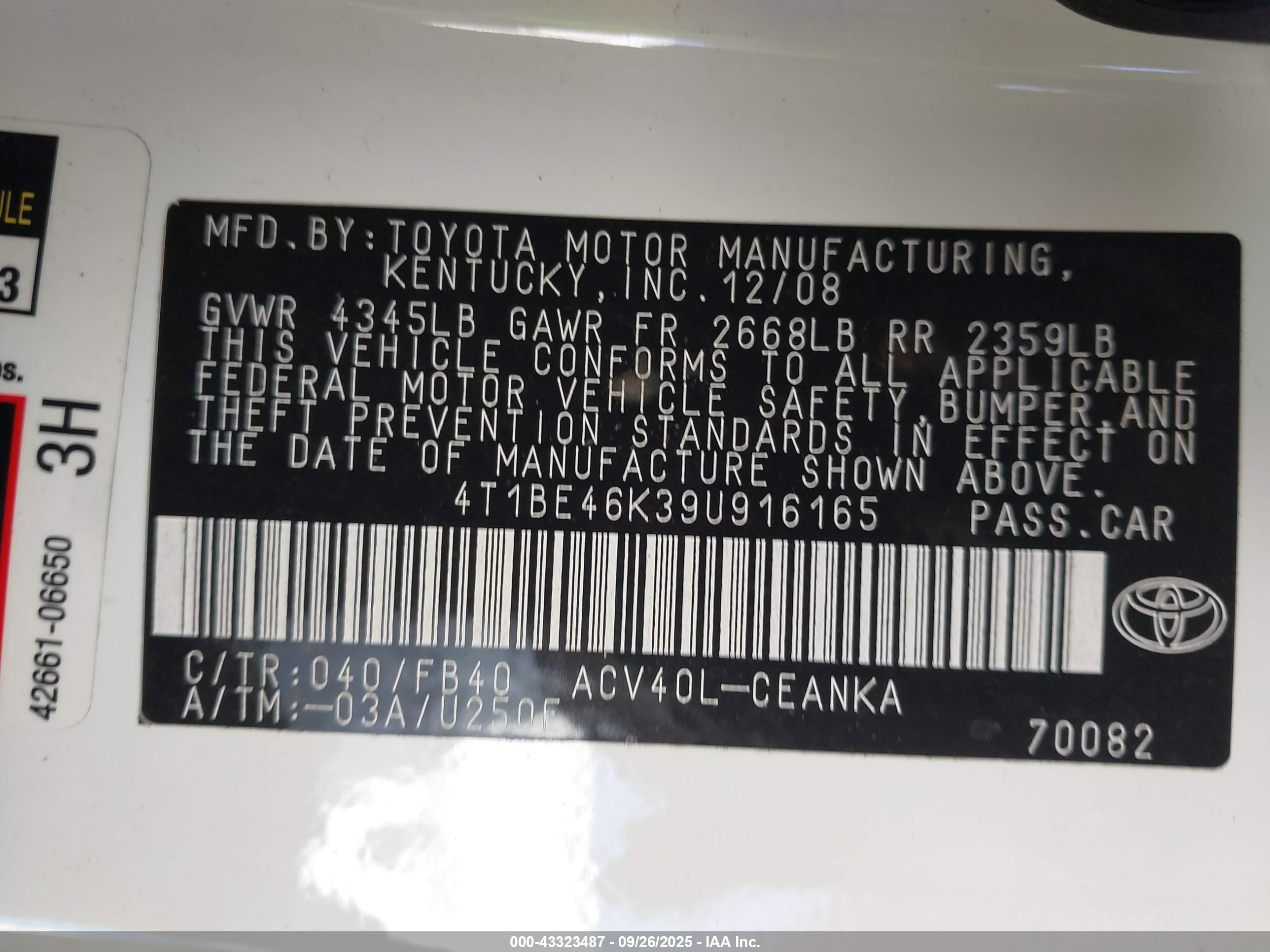 TOYOTA CAMRY image 9
