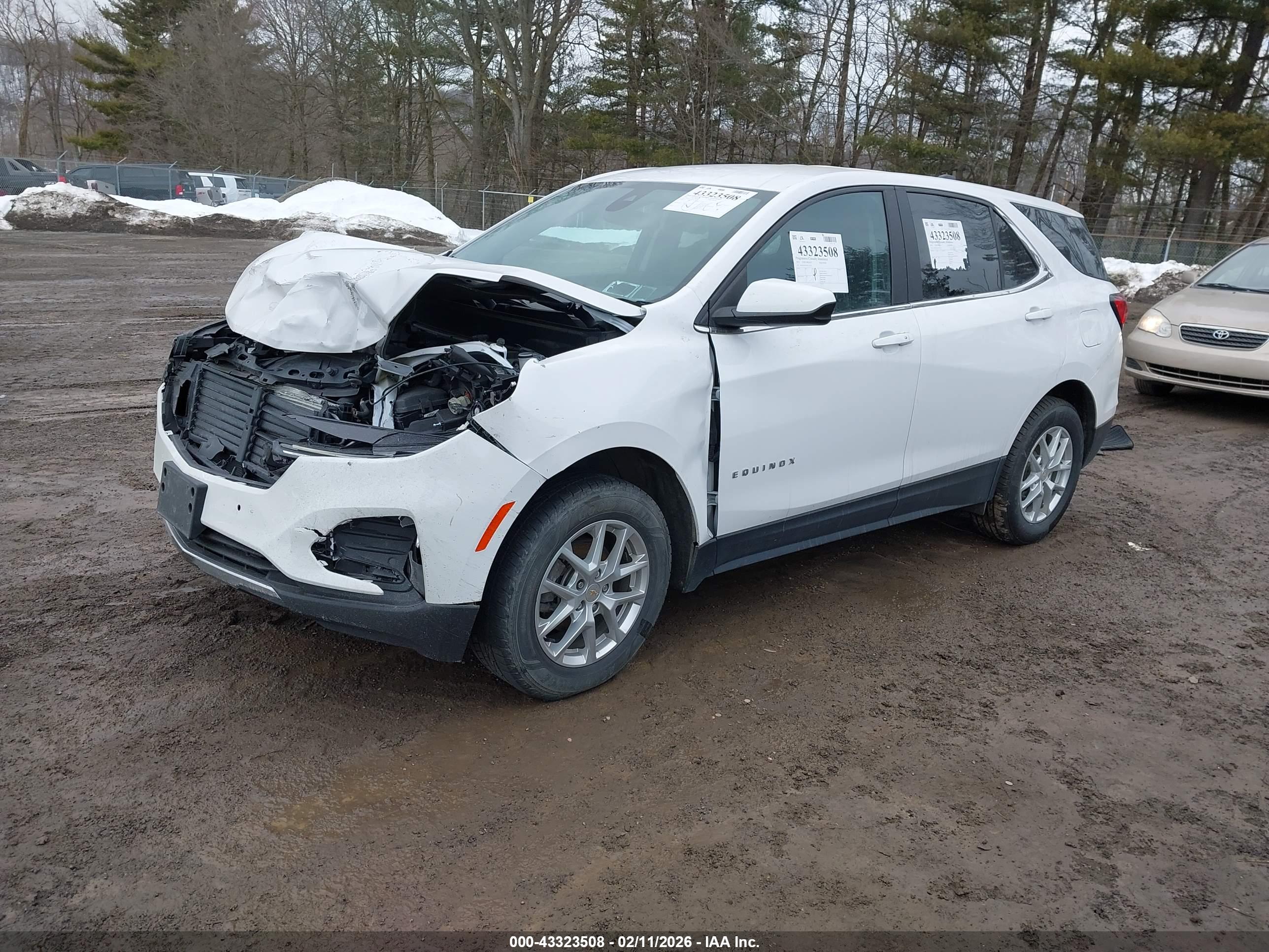 CHEVROLET EQUINOX image 2