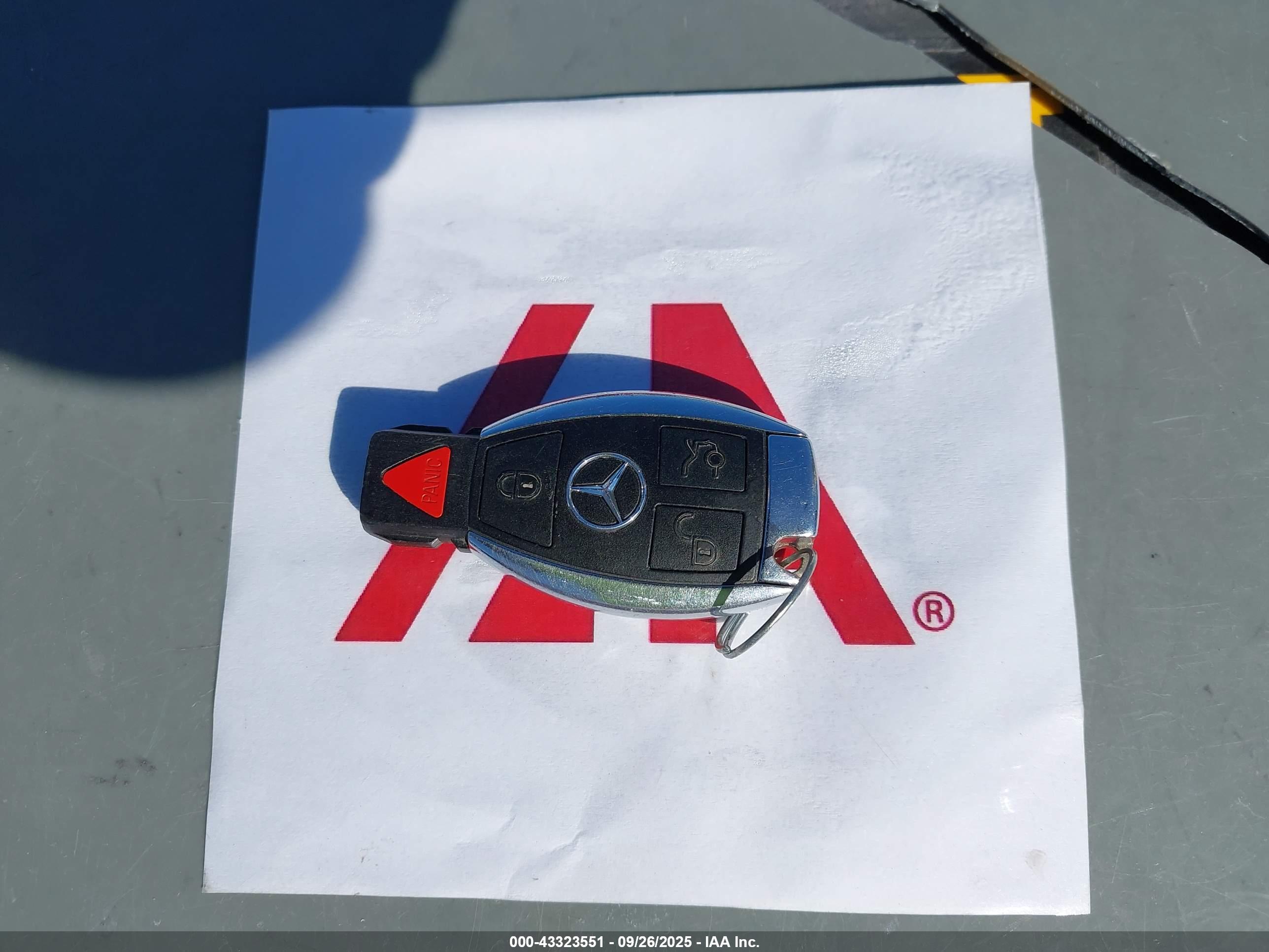 MERCEDES-BENZ C image 11