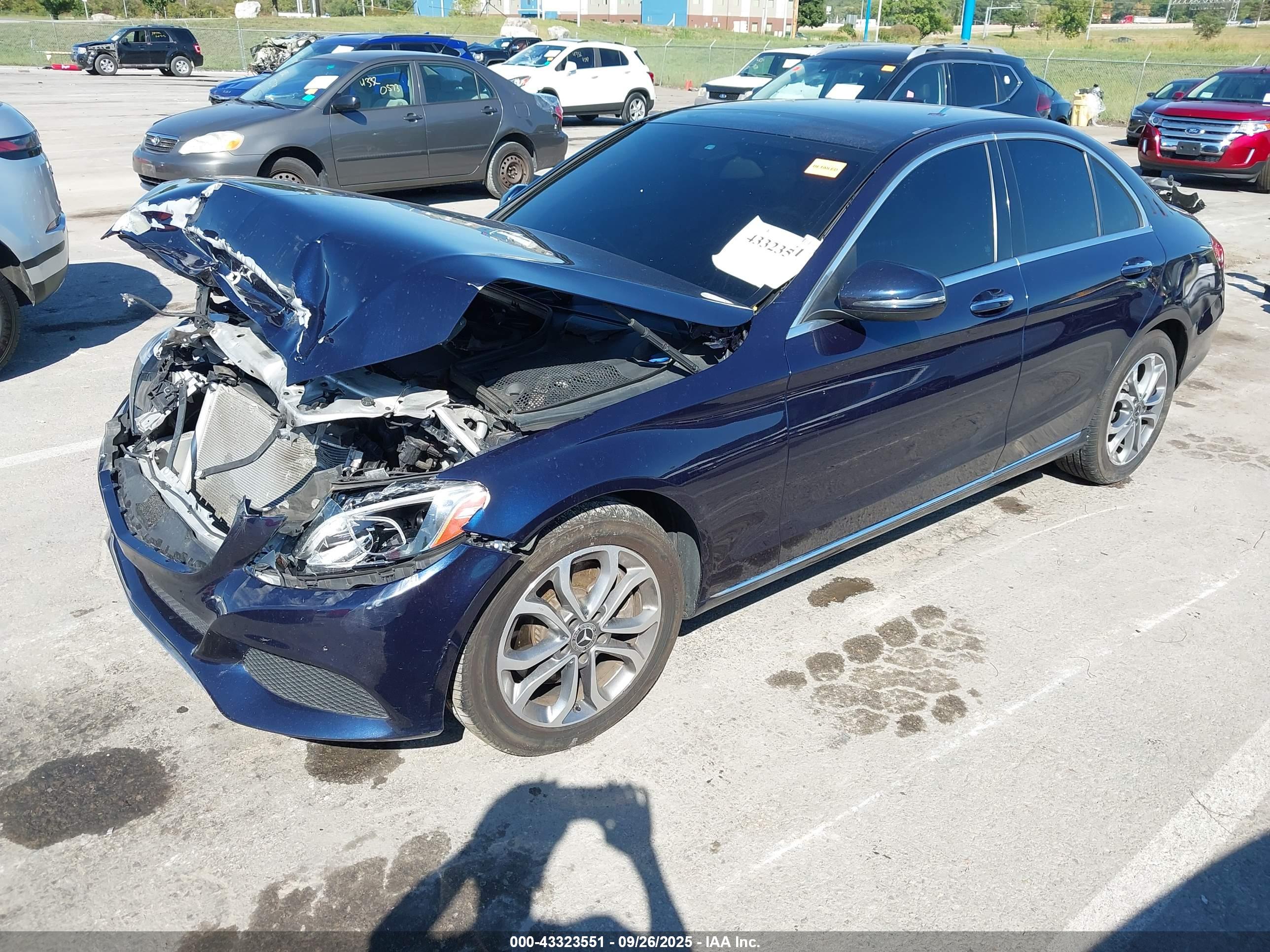 MERCEDES-BENZ C image 2