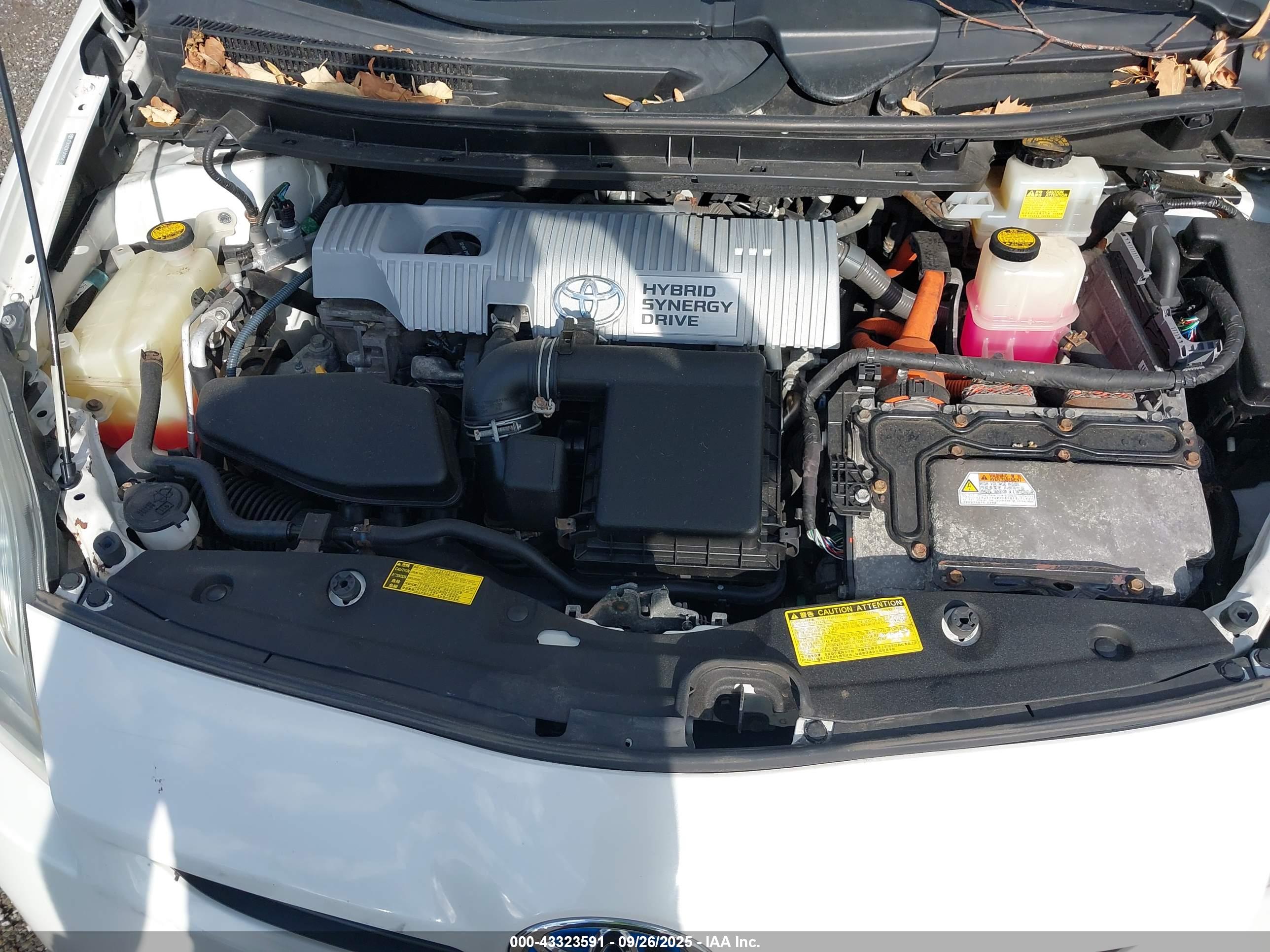 TOYOTA PRIUS image 10