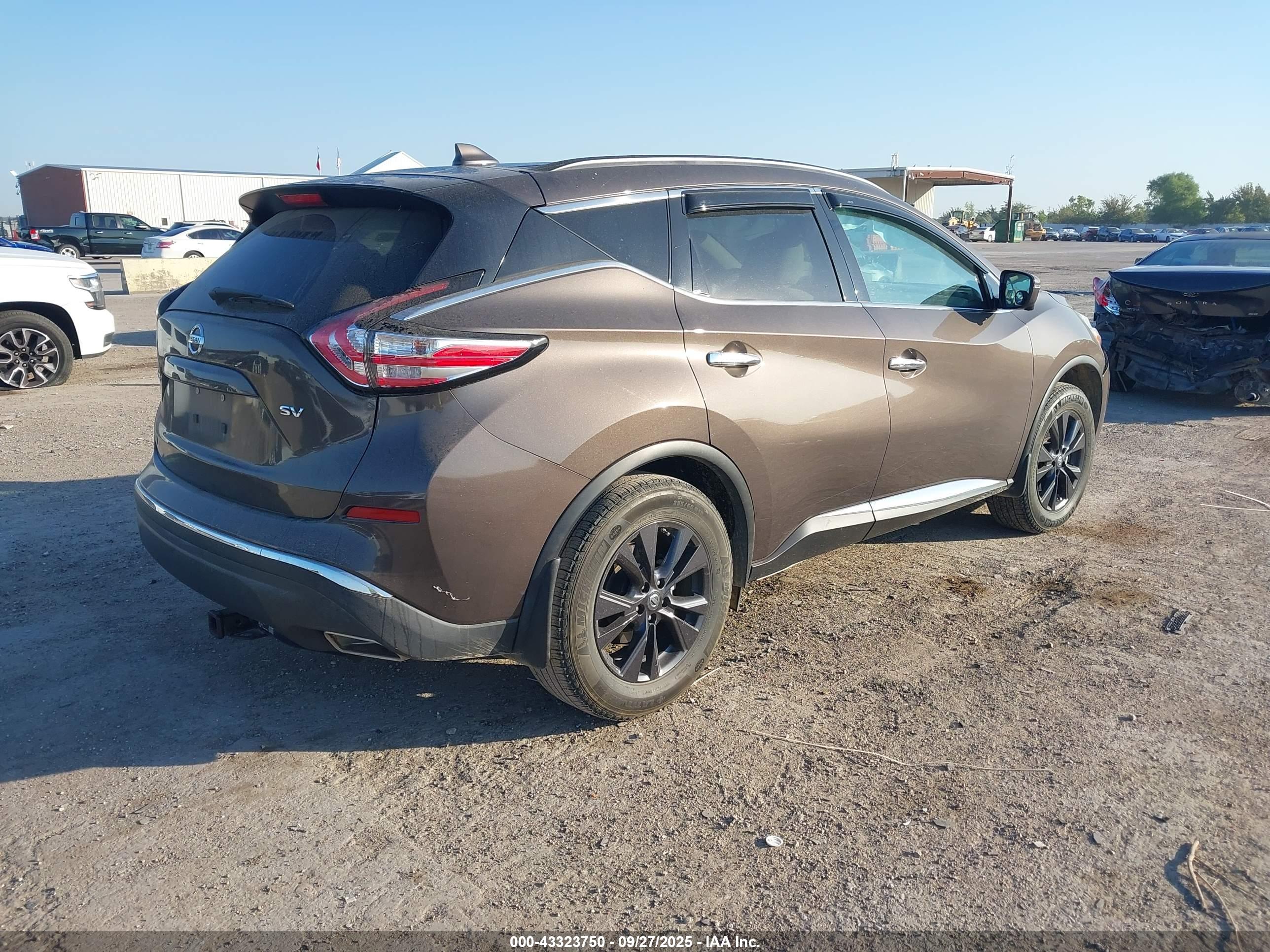 NISSAN MURANO image 4