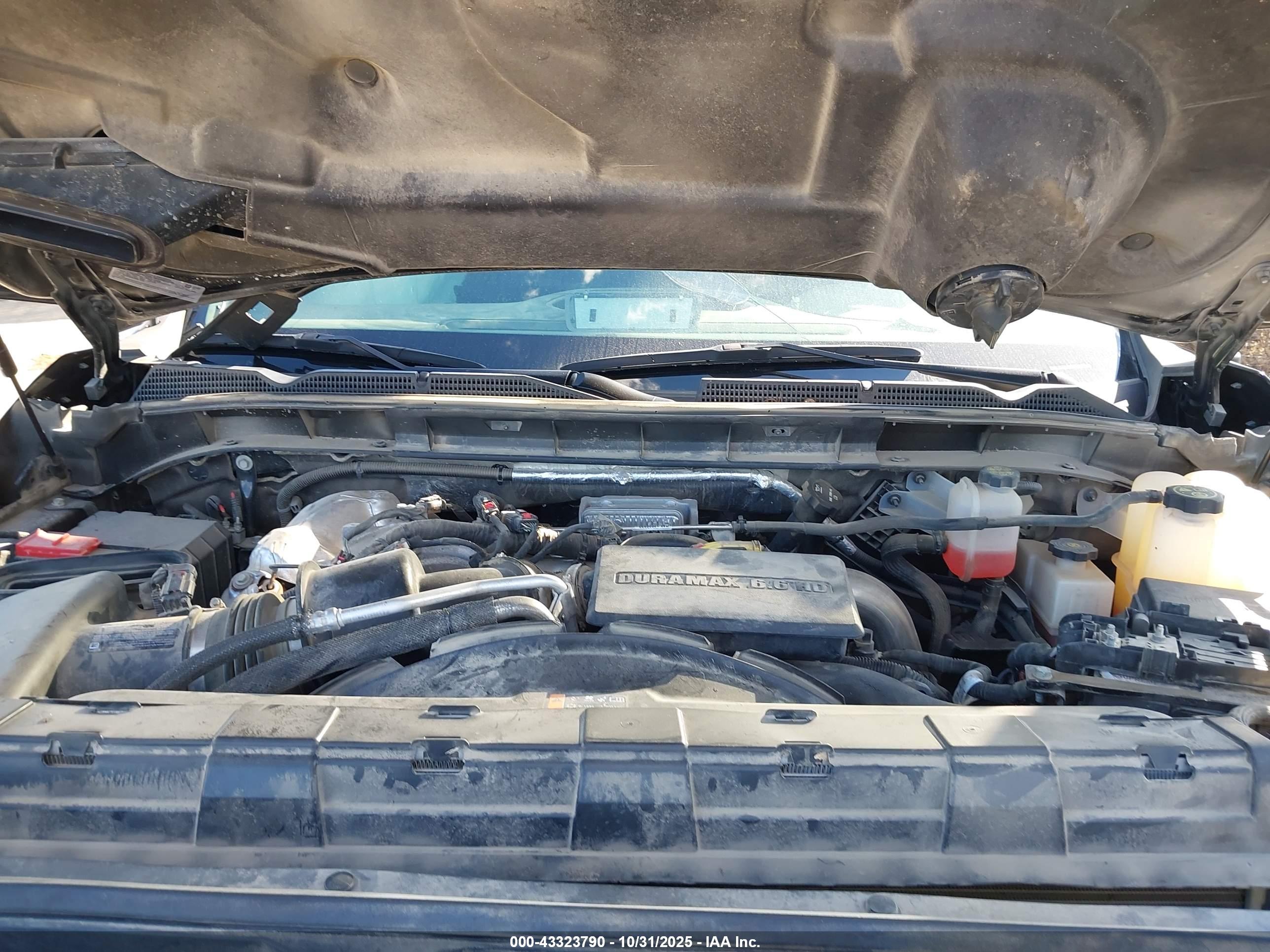 GMC SIERRA image 10