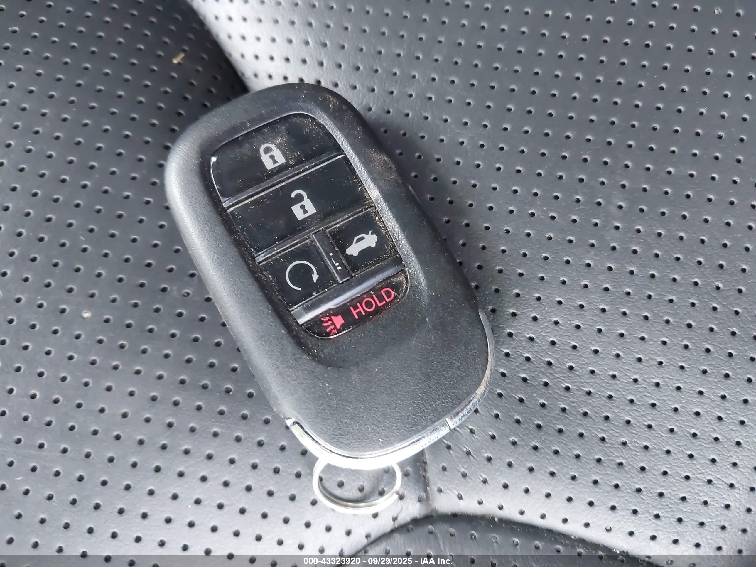 HONDA ACCORD image 11