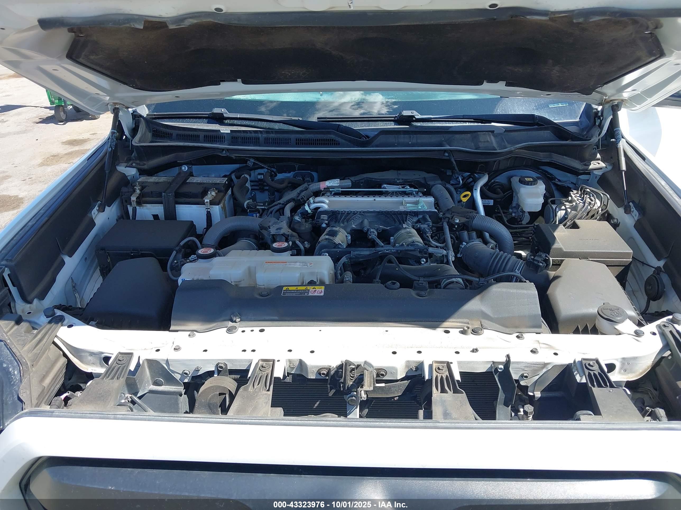 TOYOTA TUNDRA image 10