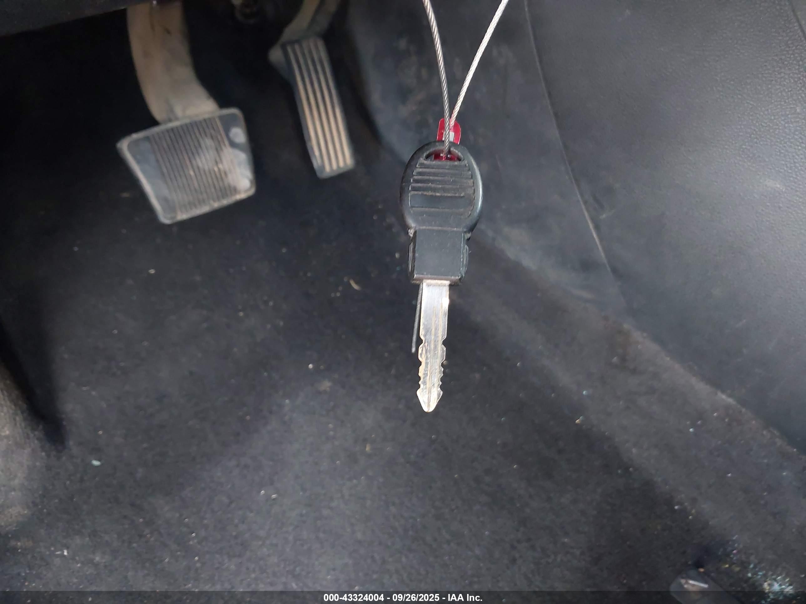 JEEP CHEROKEE image 11
