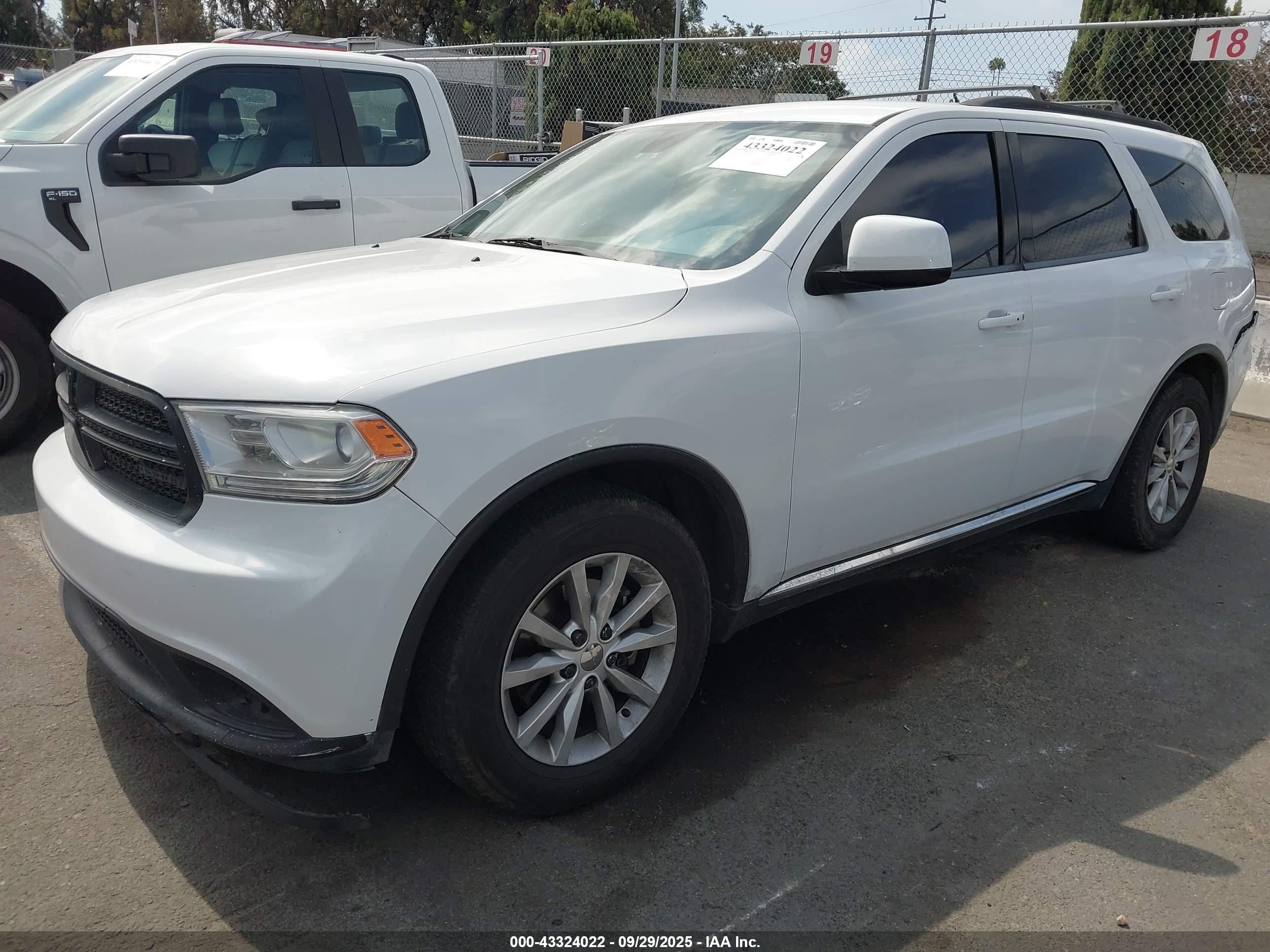 DODGE DURANGO image 2