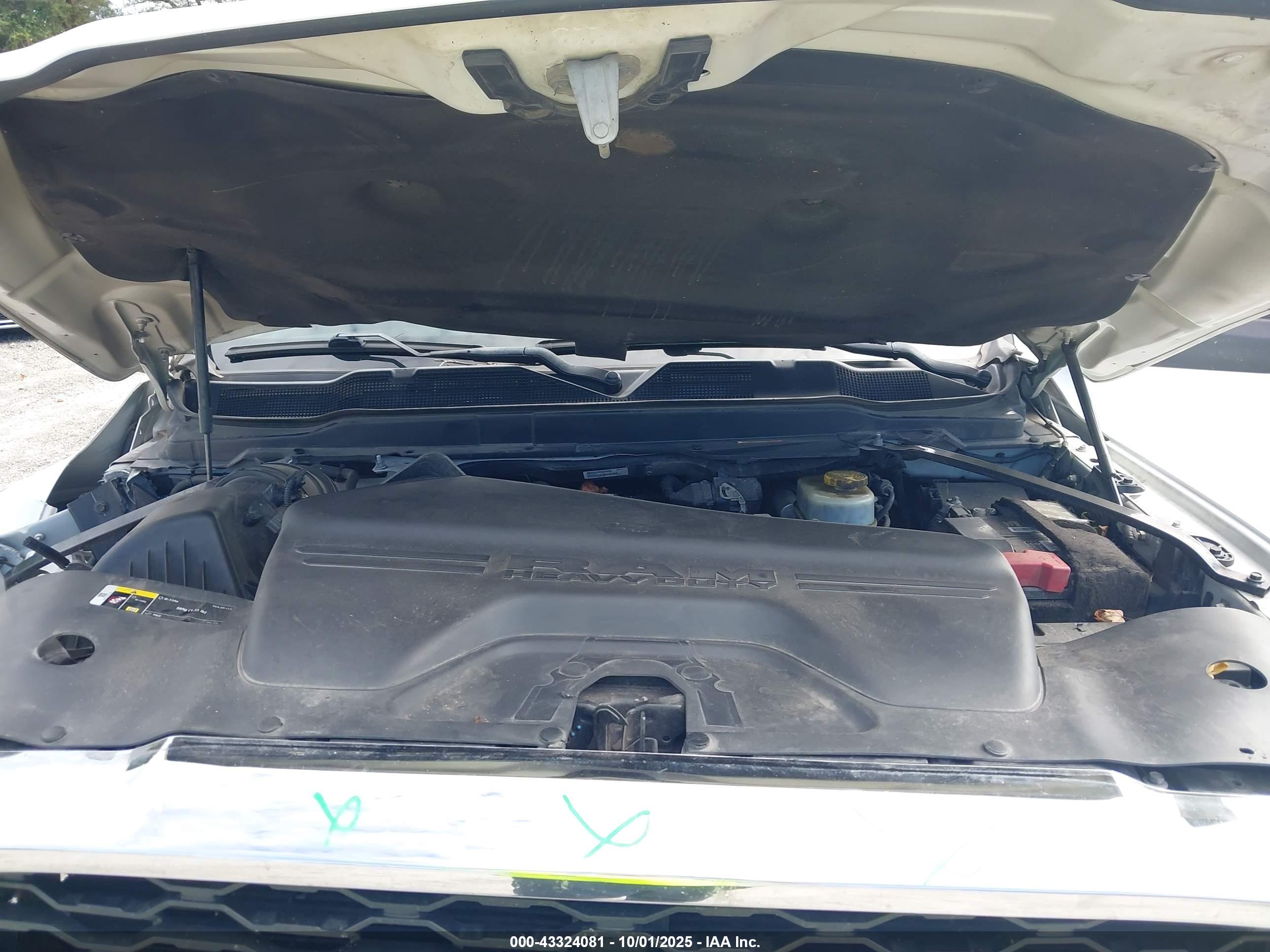 RAM 3500 image 10