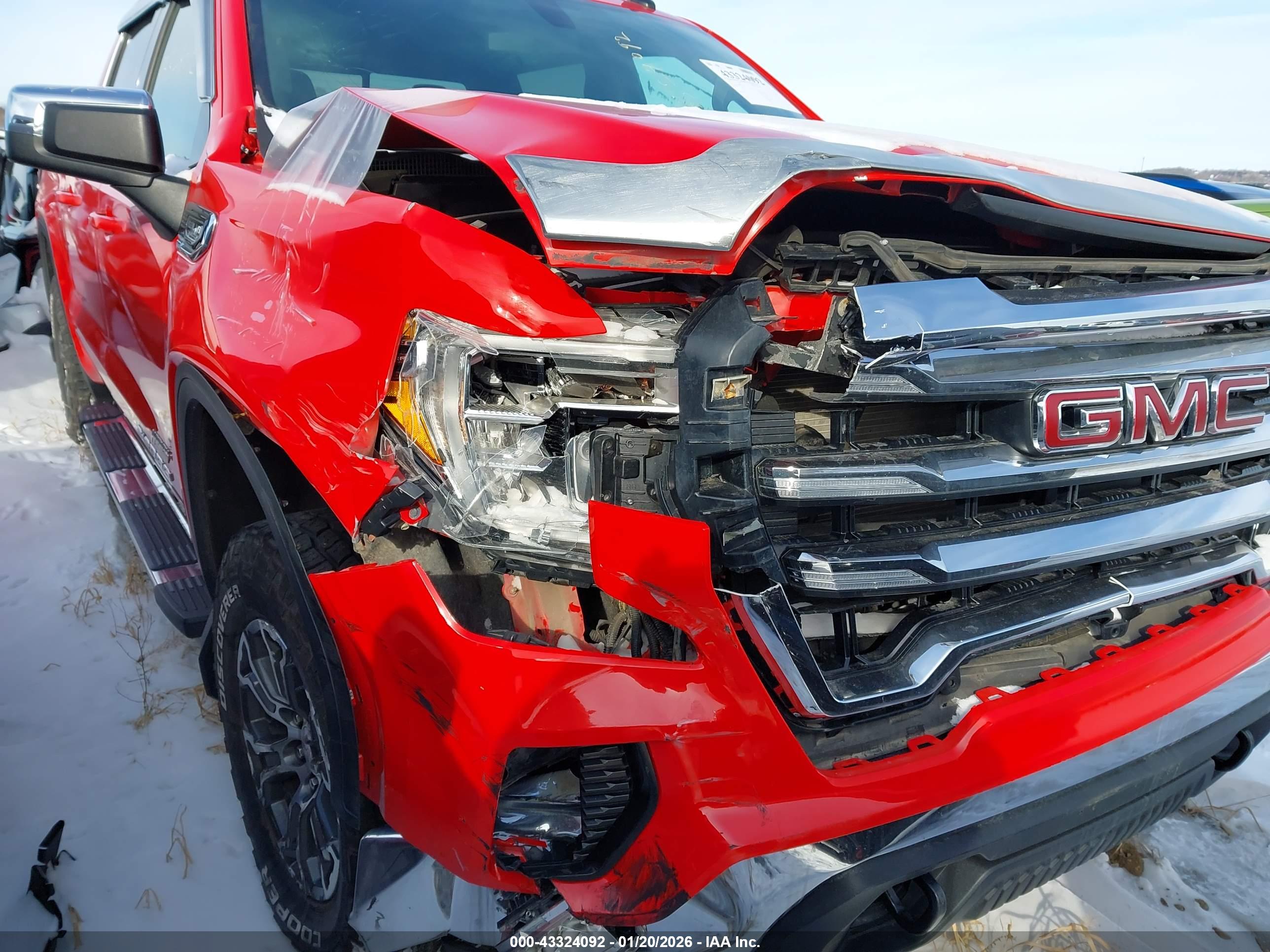 GMC SIERRA image 6