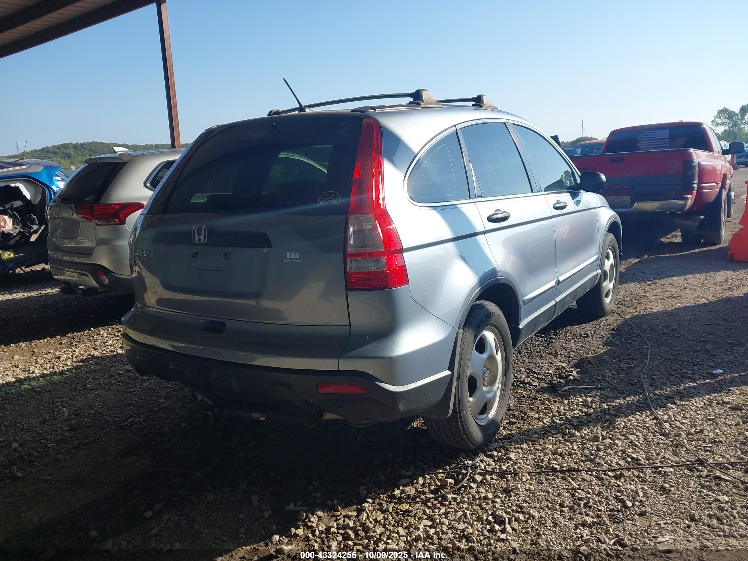 HONDA CR-V image 4