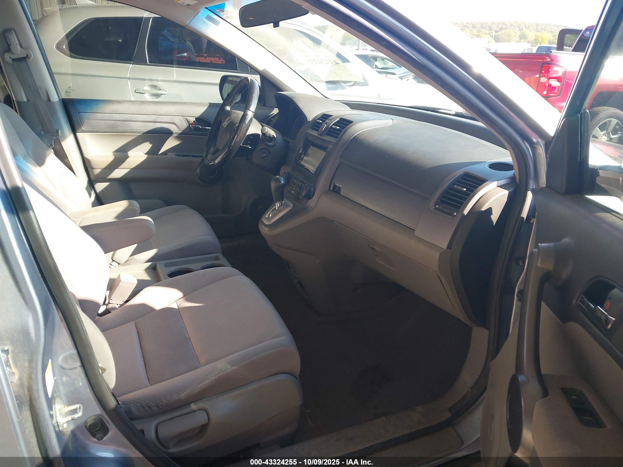 HONDA CR-V image 5