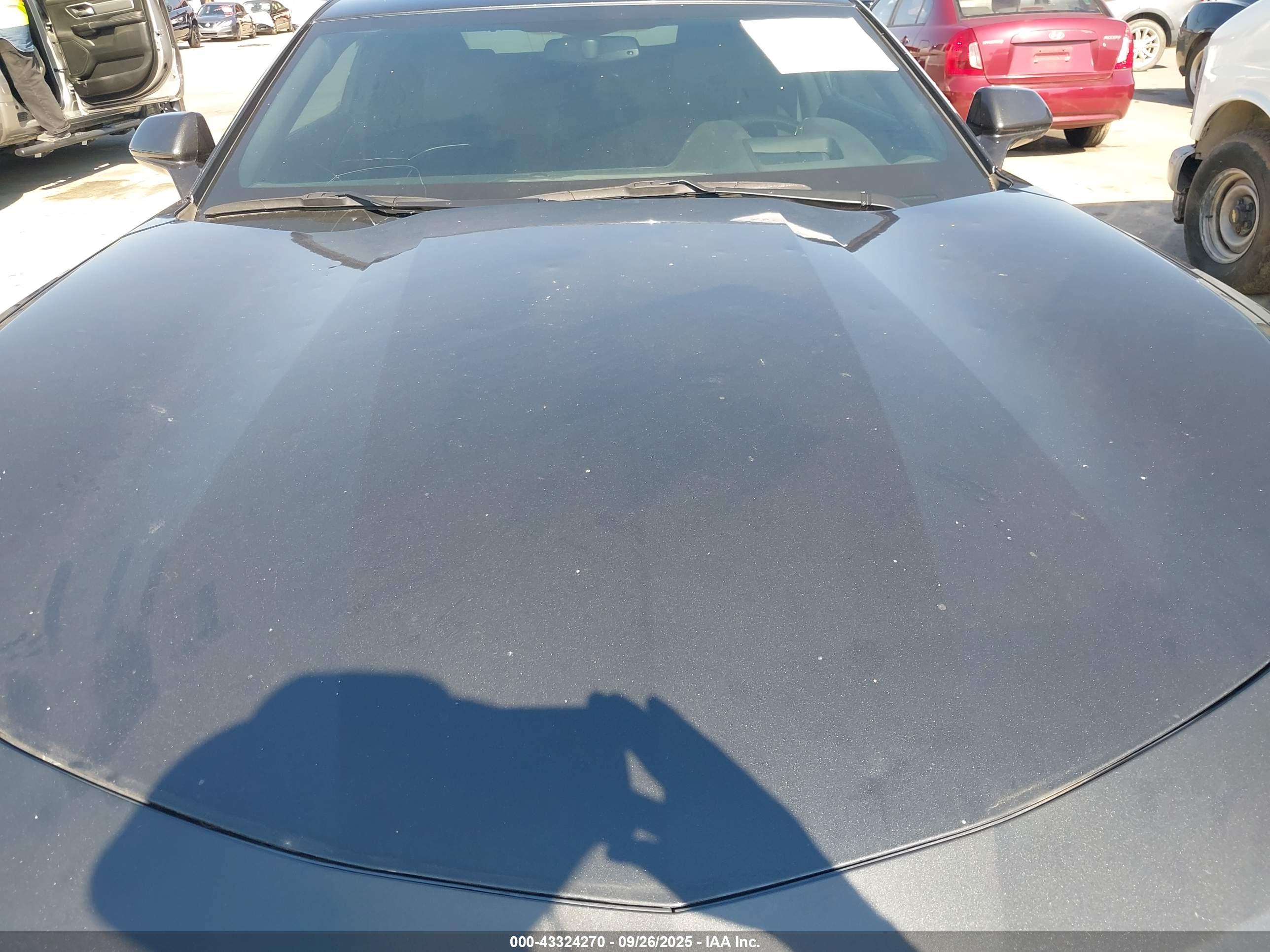 CHEVROLET CAMARO image 6