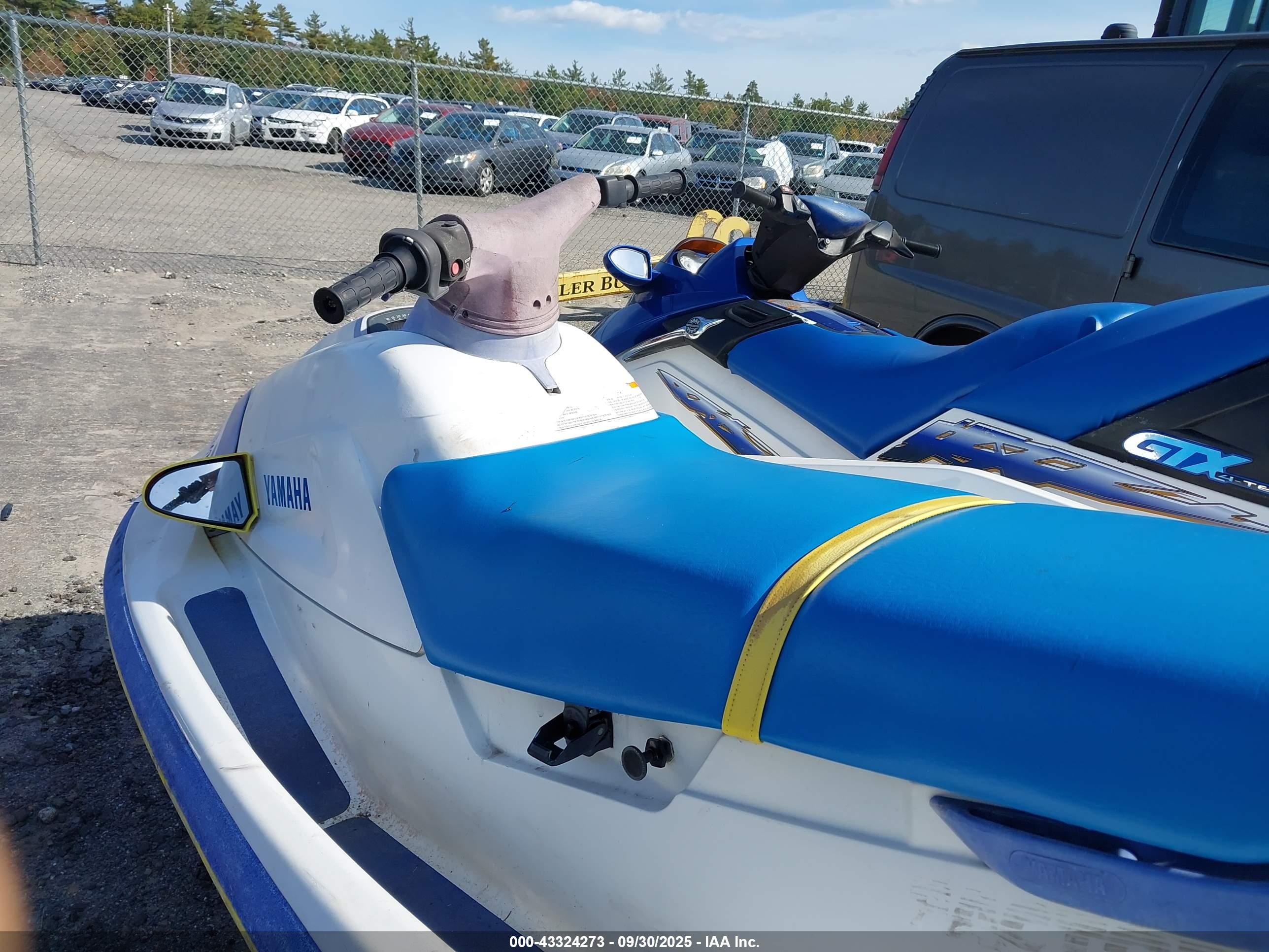 YAMAHA WAVERAIDER image 5