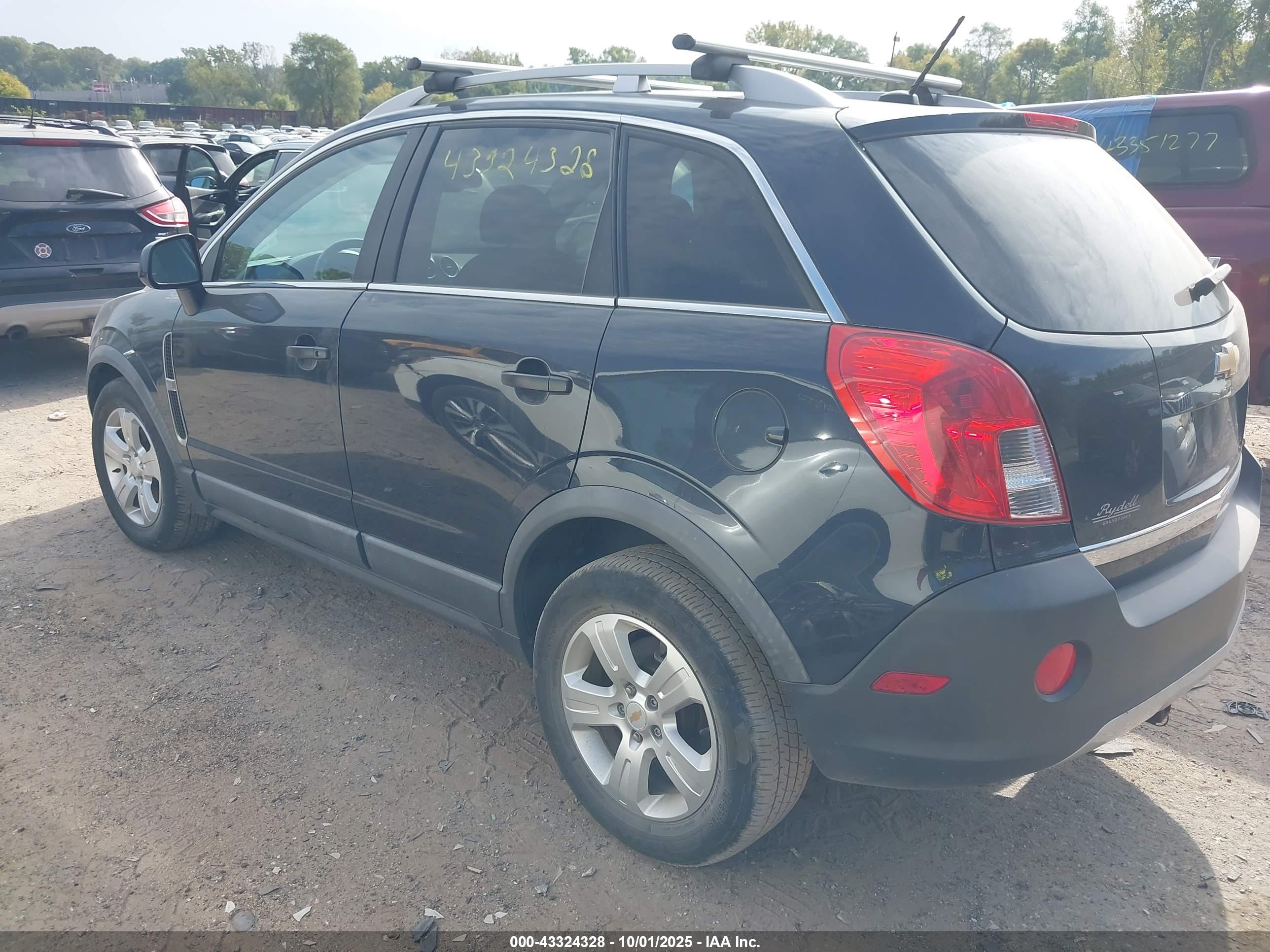 CHEVROLET CAPTIVA image 3