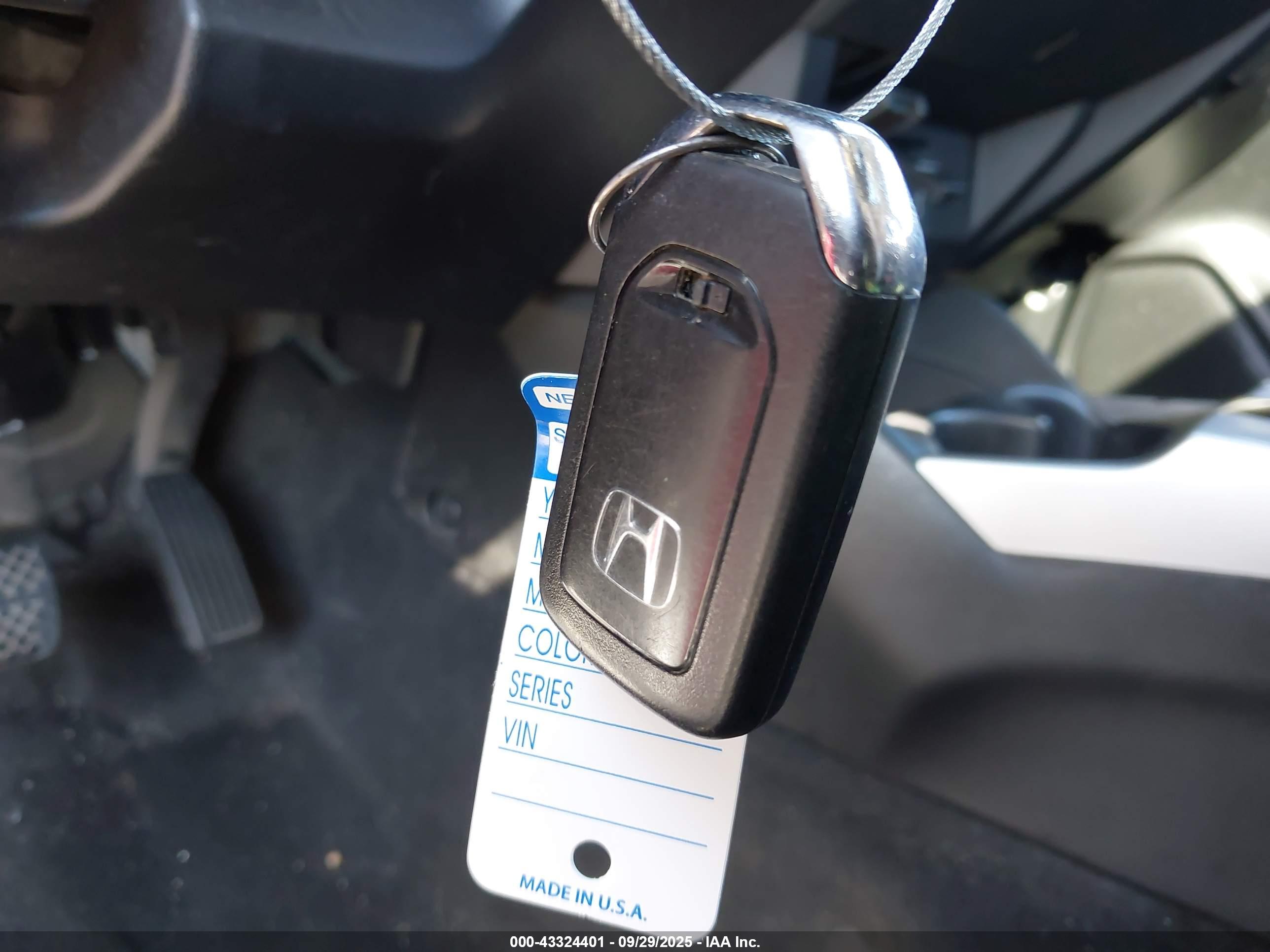 HONDA FIT image 11