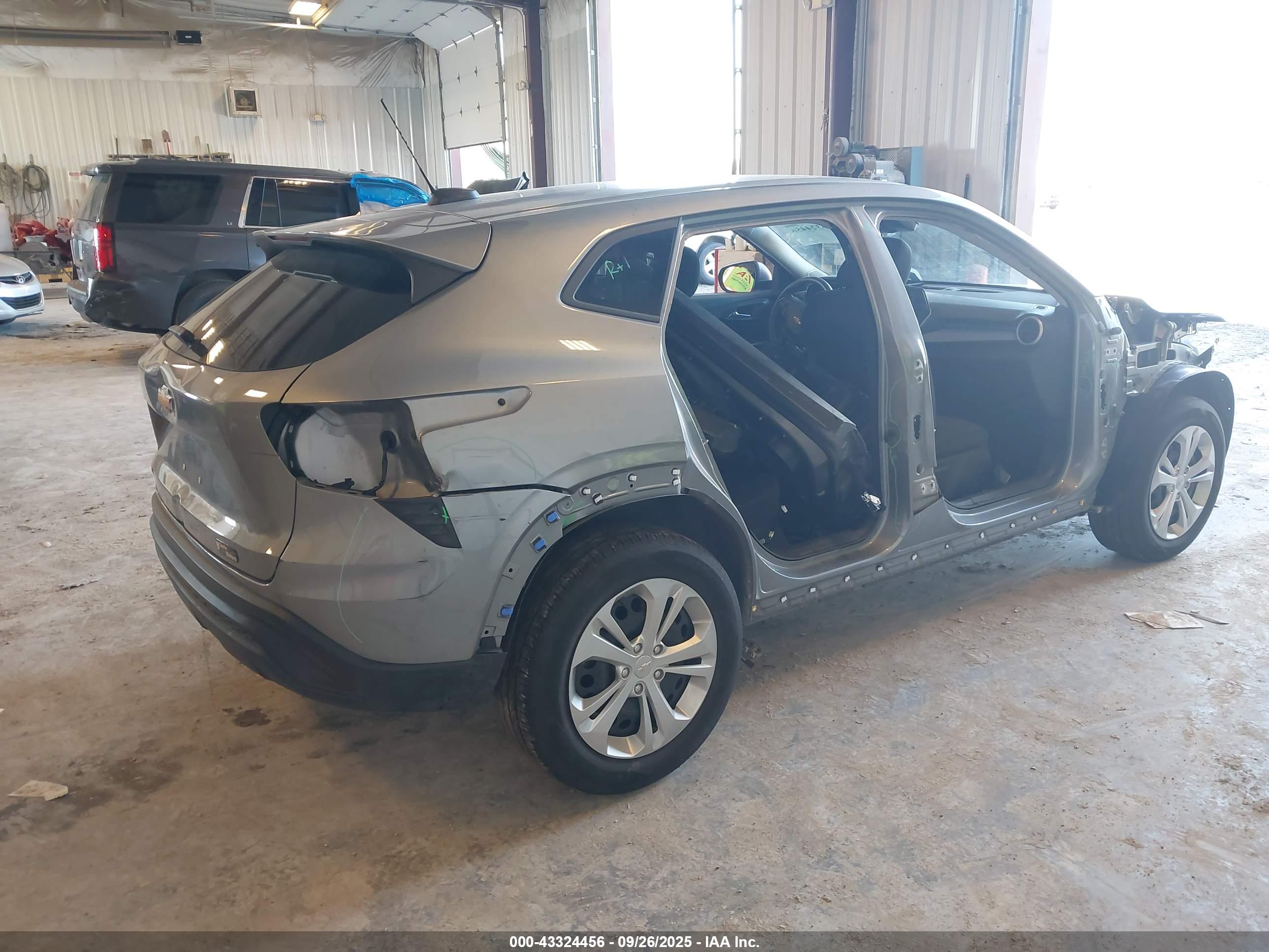 CHEVROLET TRAX image 4