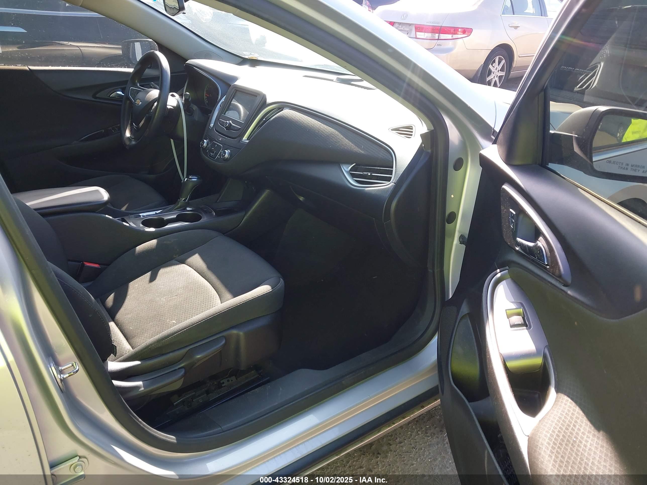 CHEVROLET MALIBU image 5
