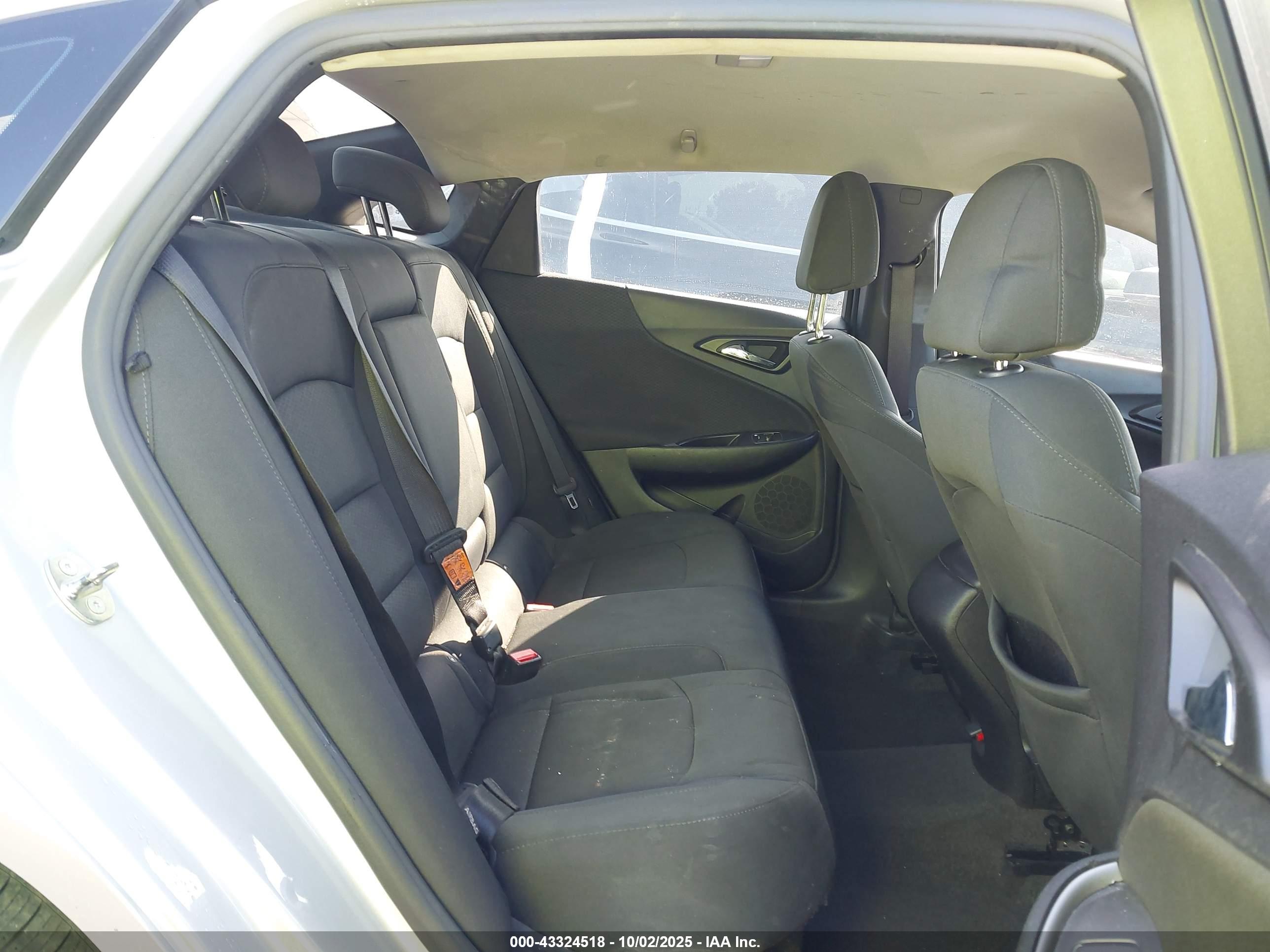 CHEVROLET MALIBU image 8