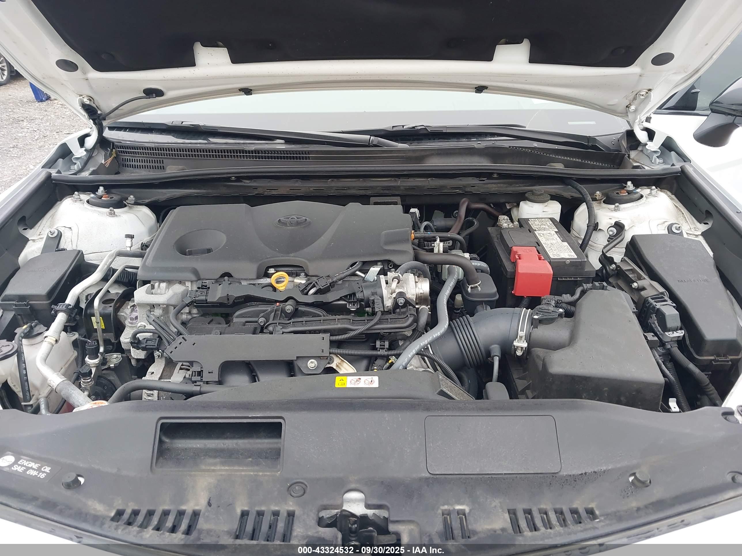 TOYOTA CAMRY image 10