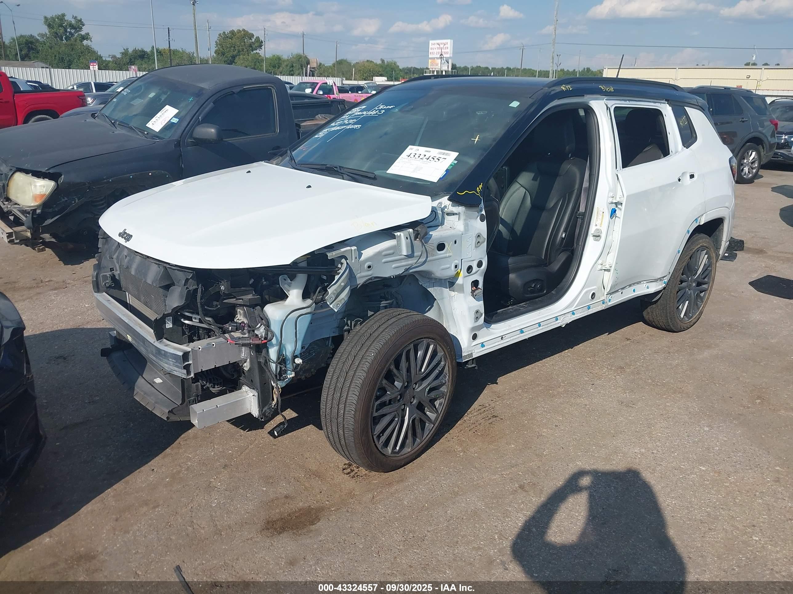 JEEP COMPASS image 2