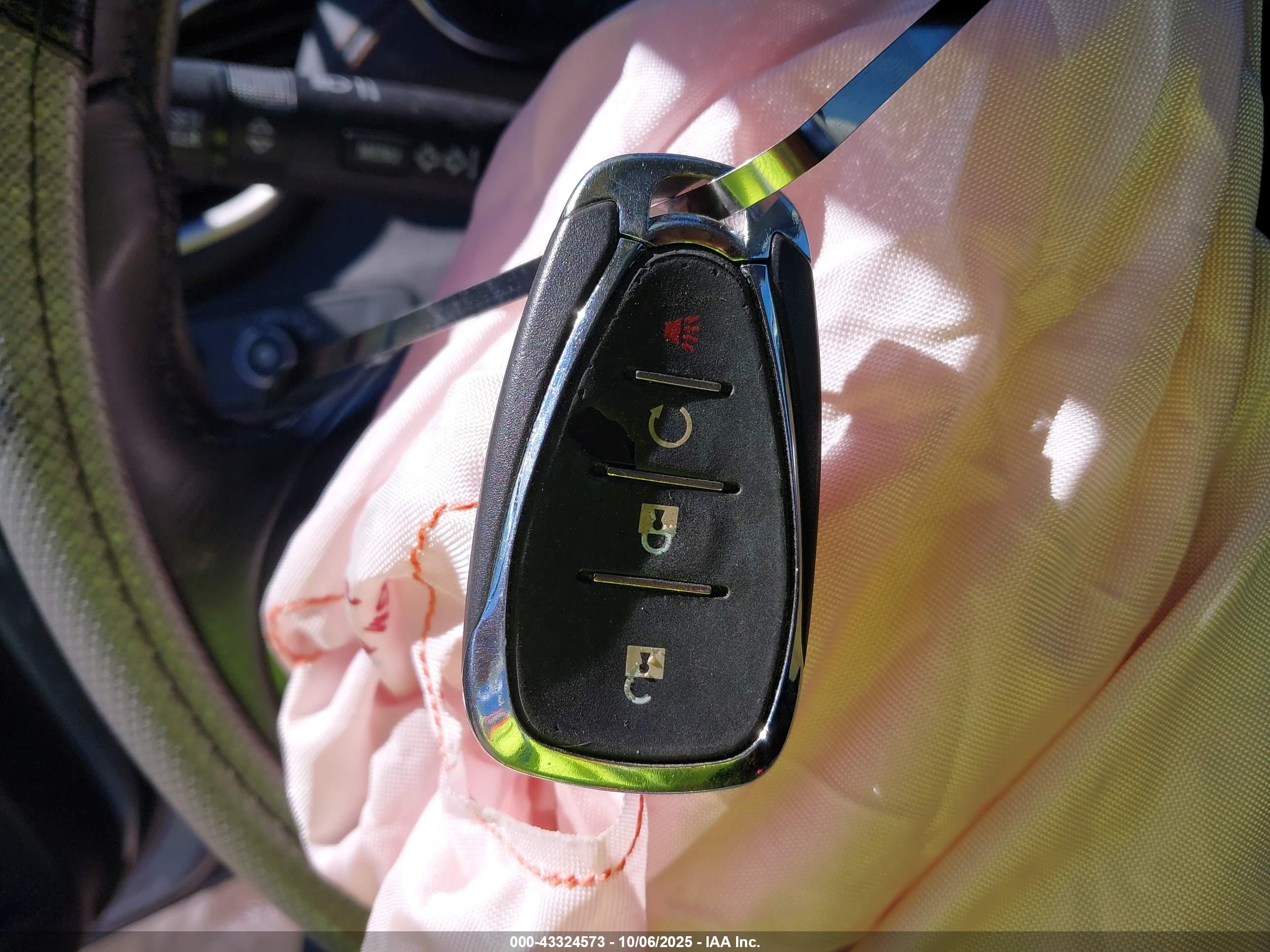 CHEVROLET TRAX image 11