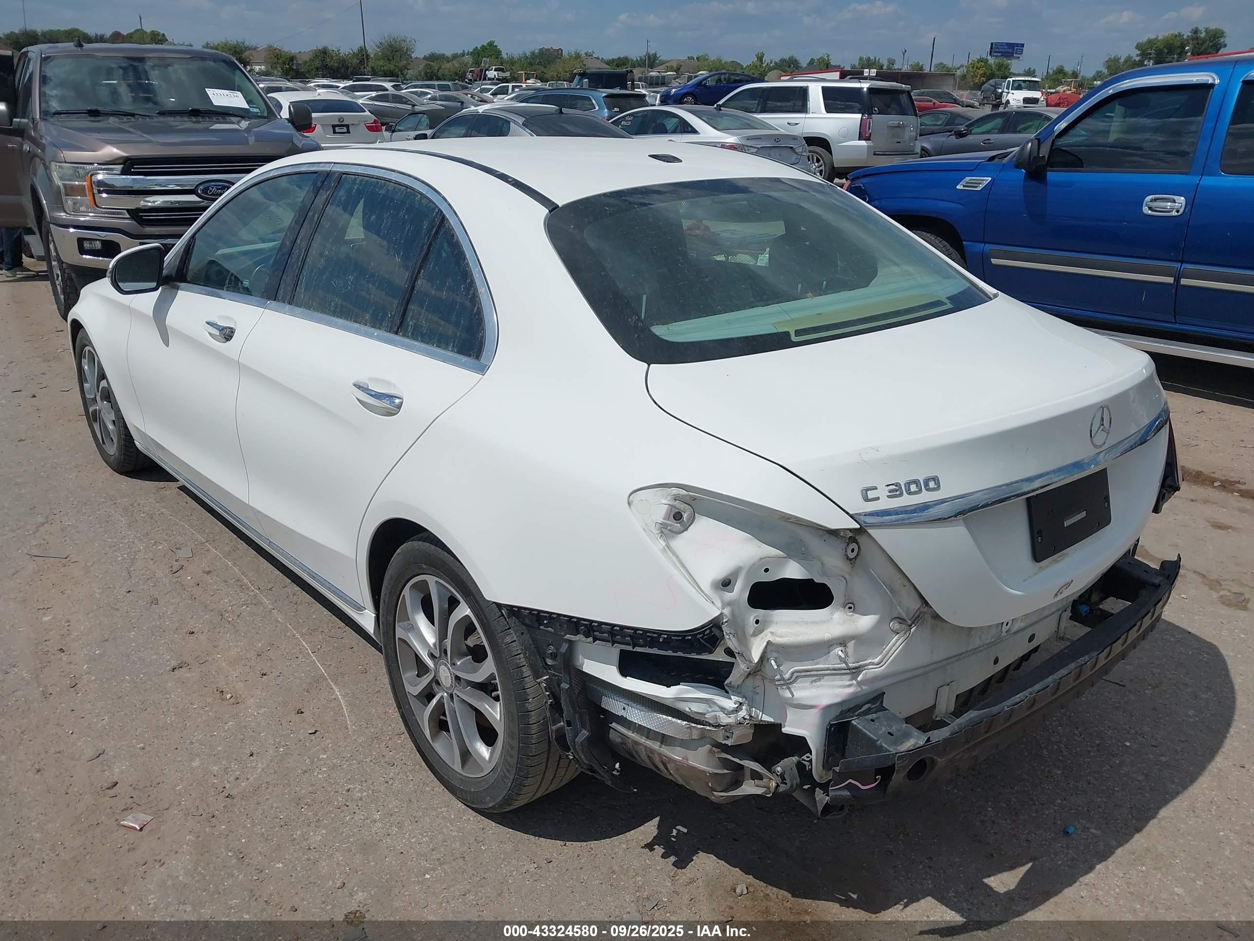 MERCEDES-BENZ C image 3