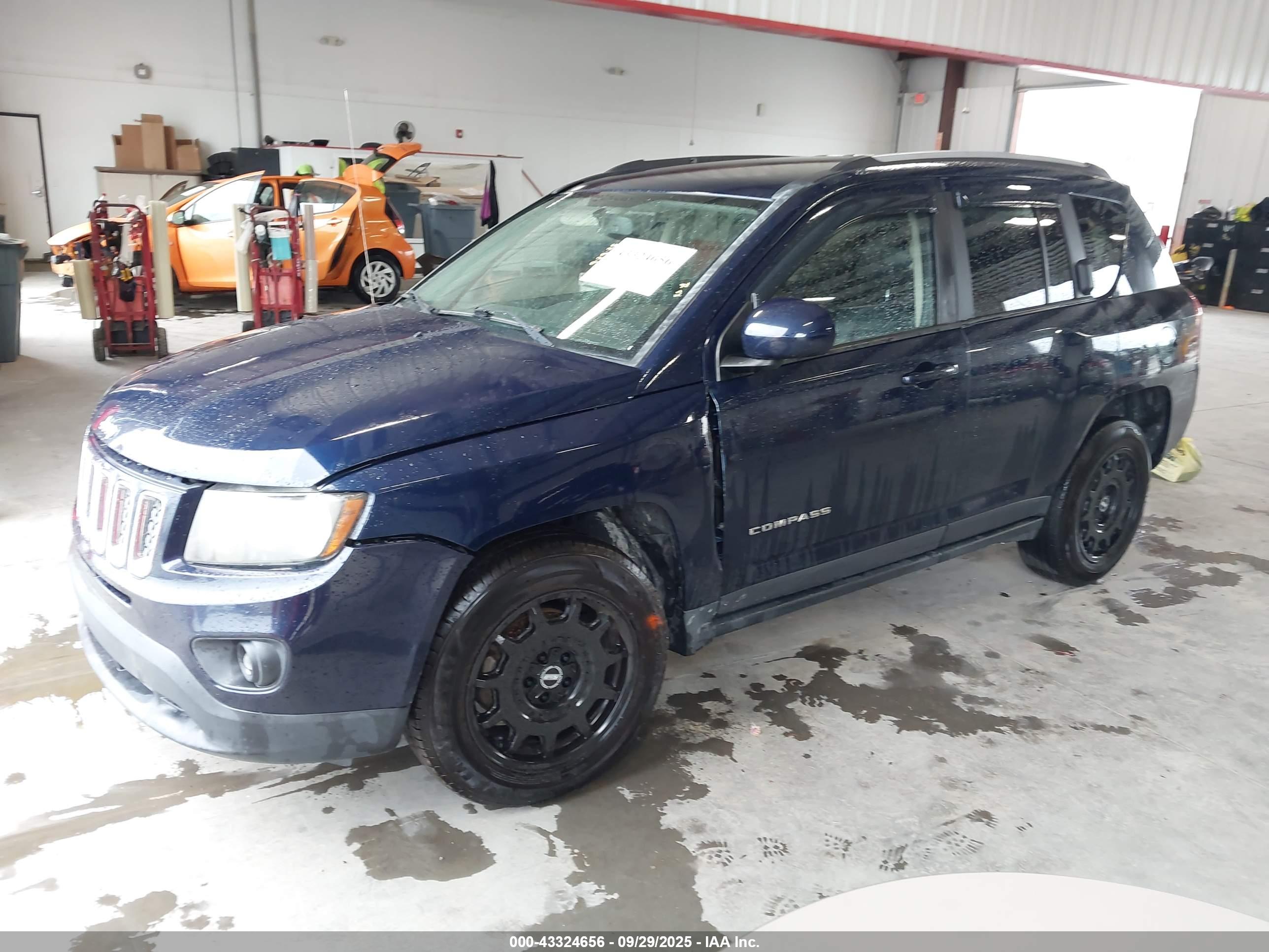 JEEP COMPASS image 2