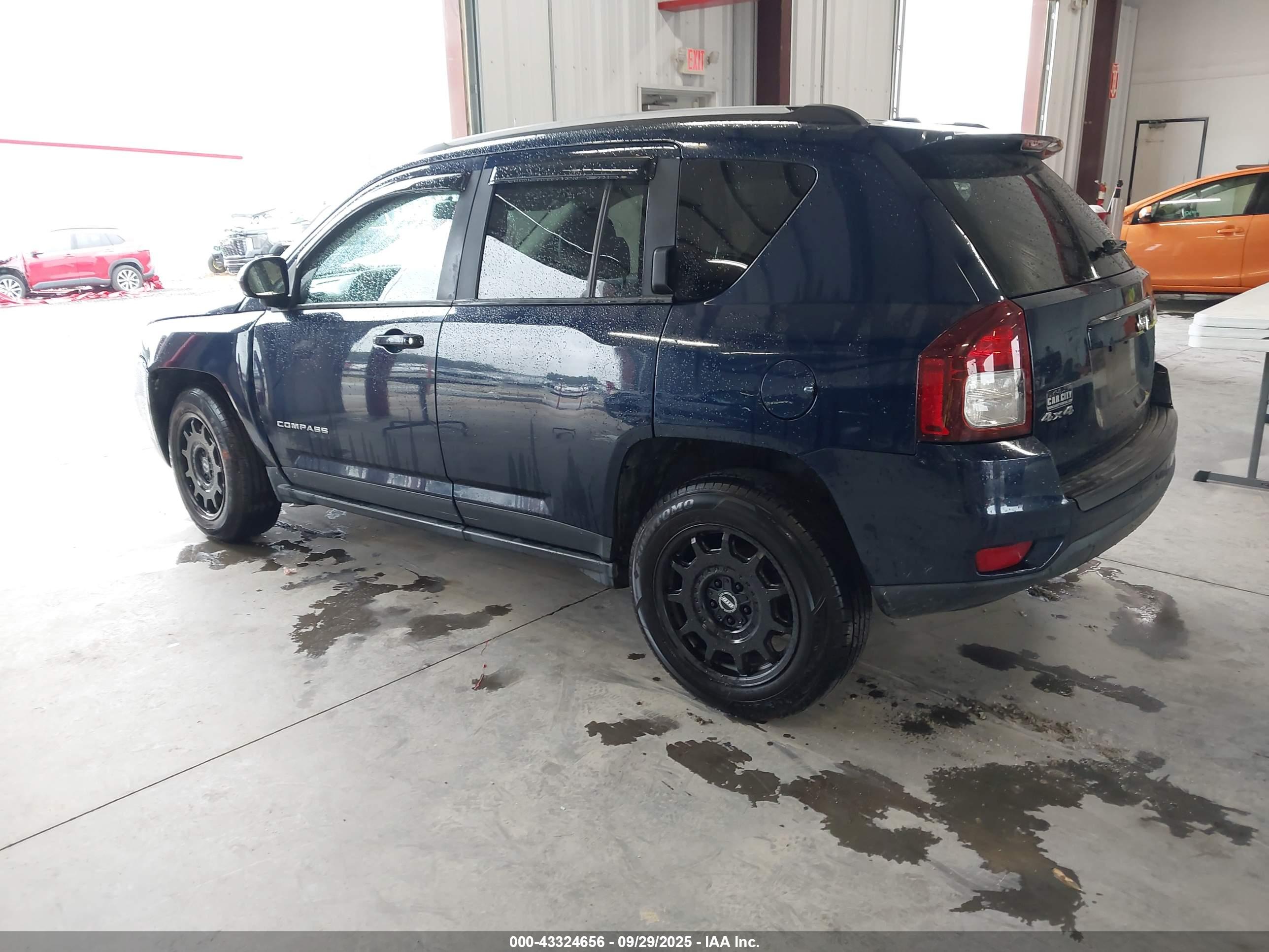 JEEP COMPASS image 3