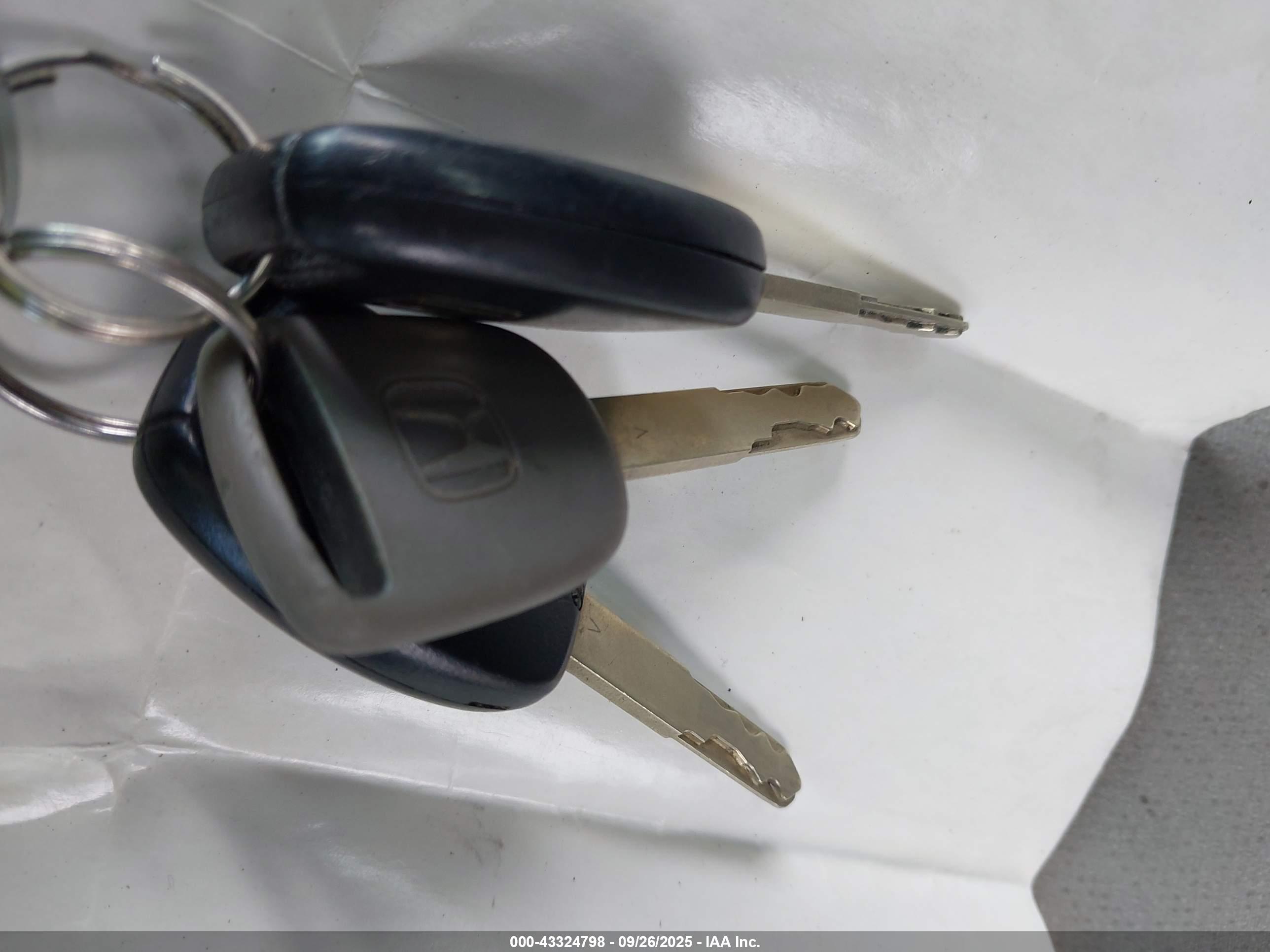 HONDA CIVIC image 11