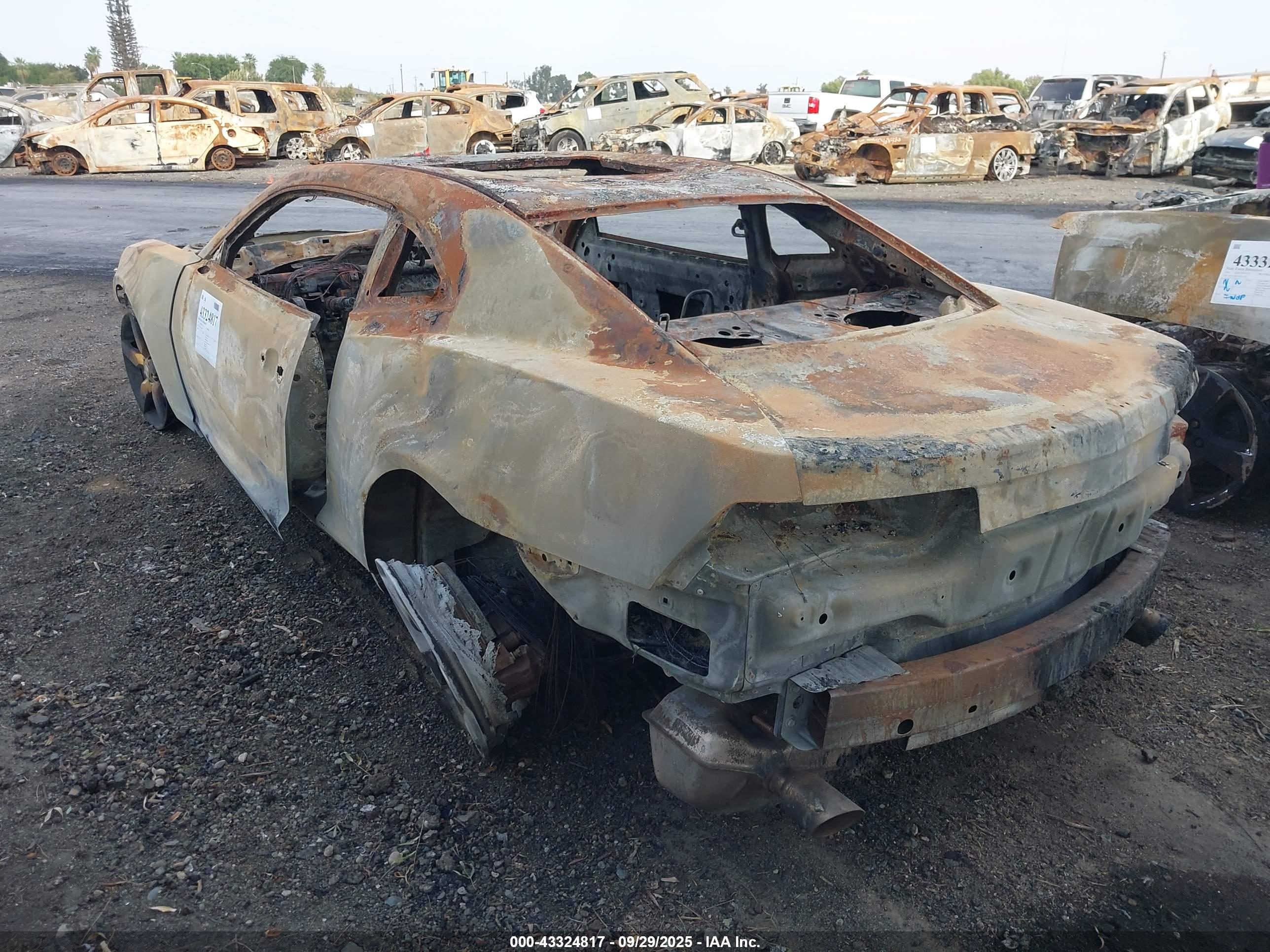 CHEVROLET CAMARO image 3