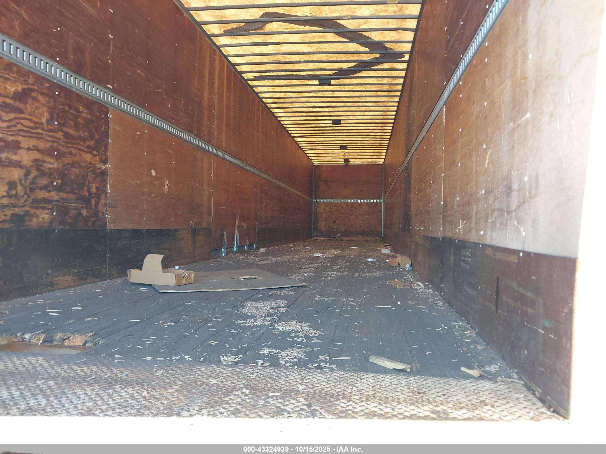 WABASH NATIONAL image 5