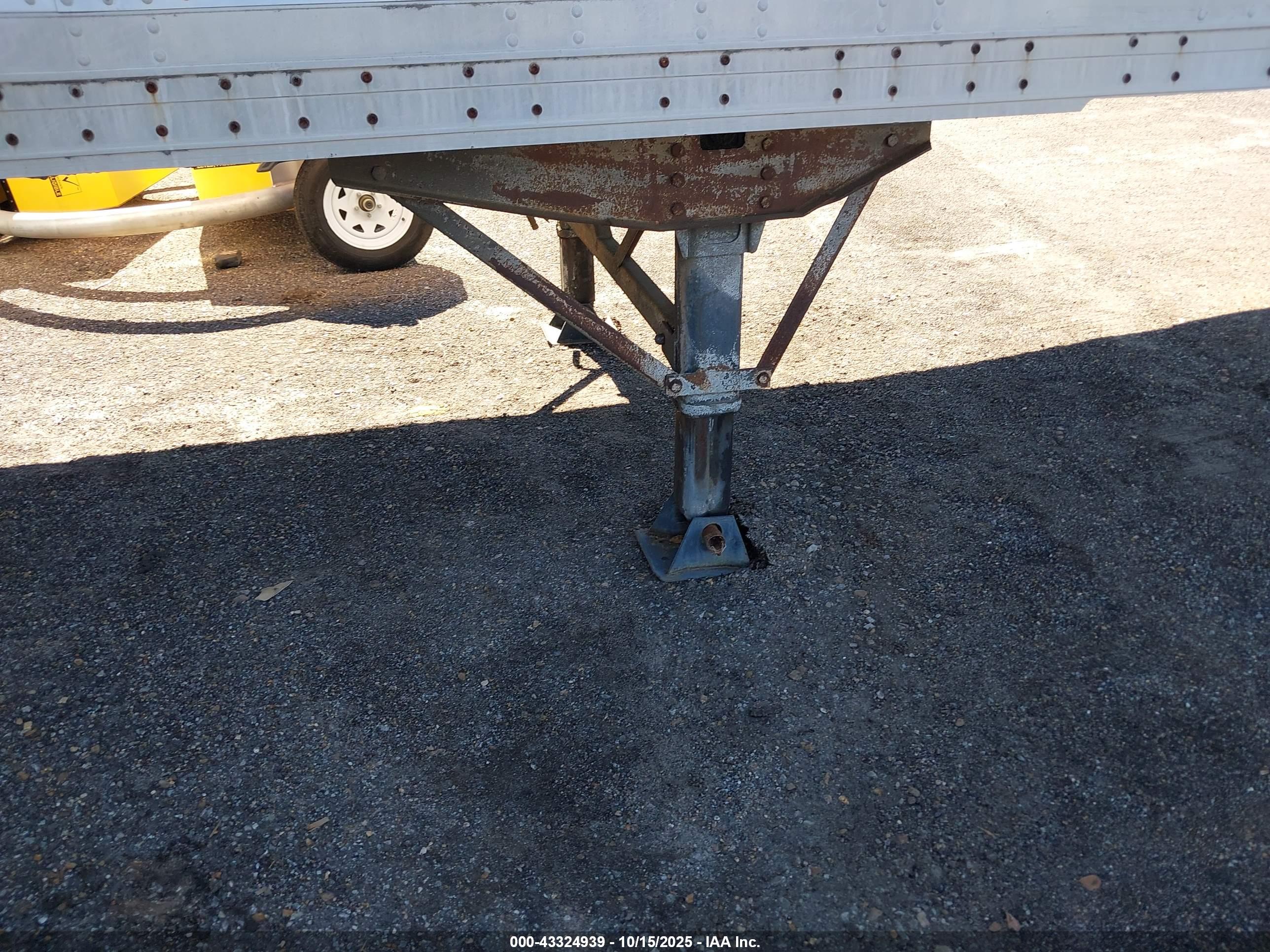 WABASH NATIONAL image 7