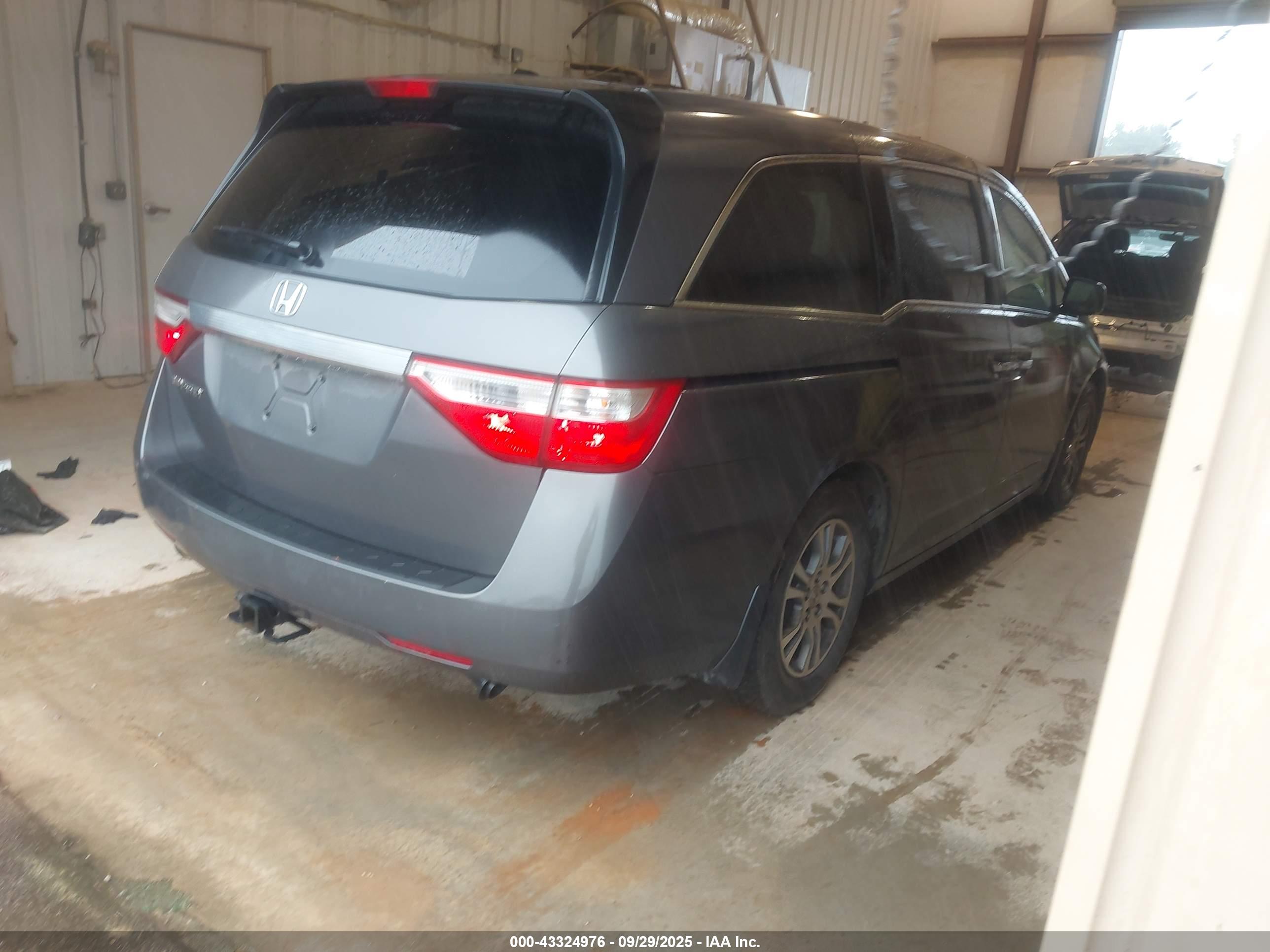 HONDA ODYSSEY image 4